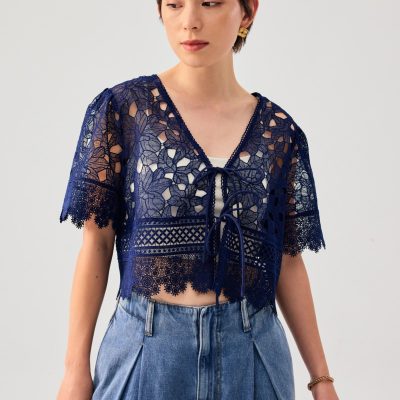 Floral Lace Ribbon Tie V-neck Shell Top