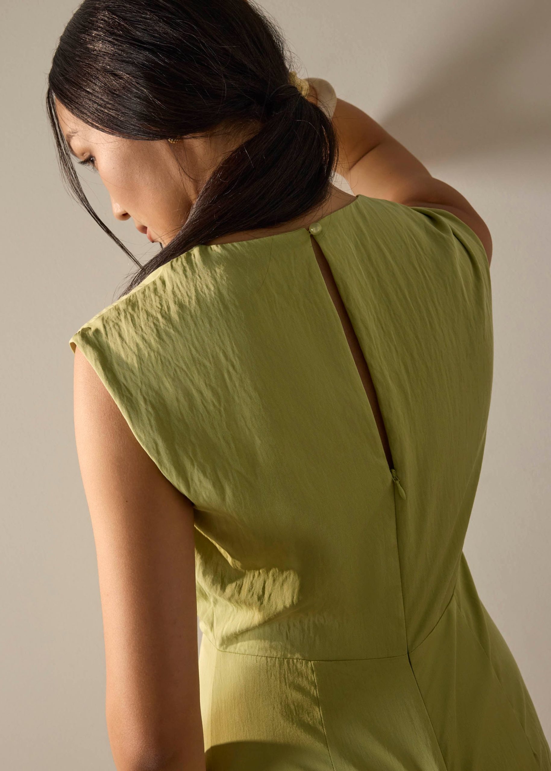 Crinkled Twist Knot Midaxi Dress - Image 9