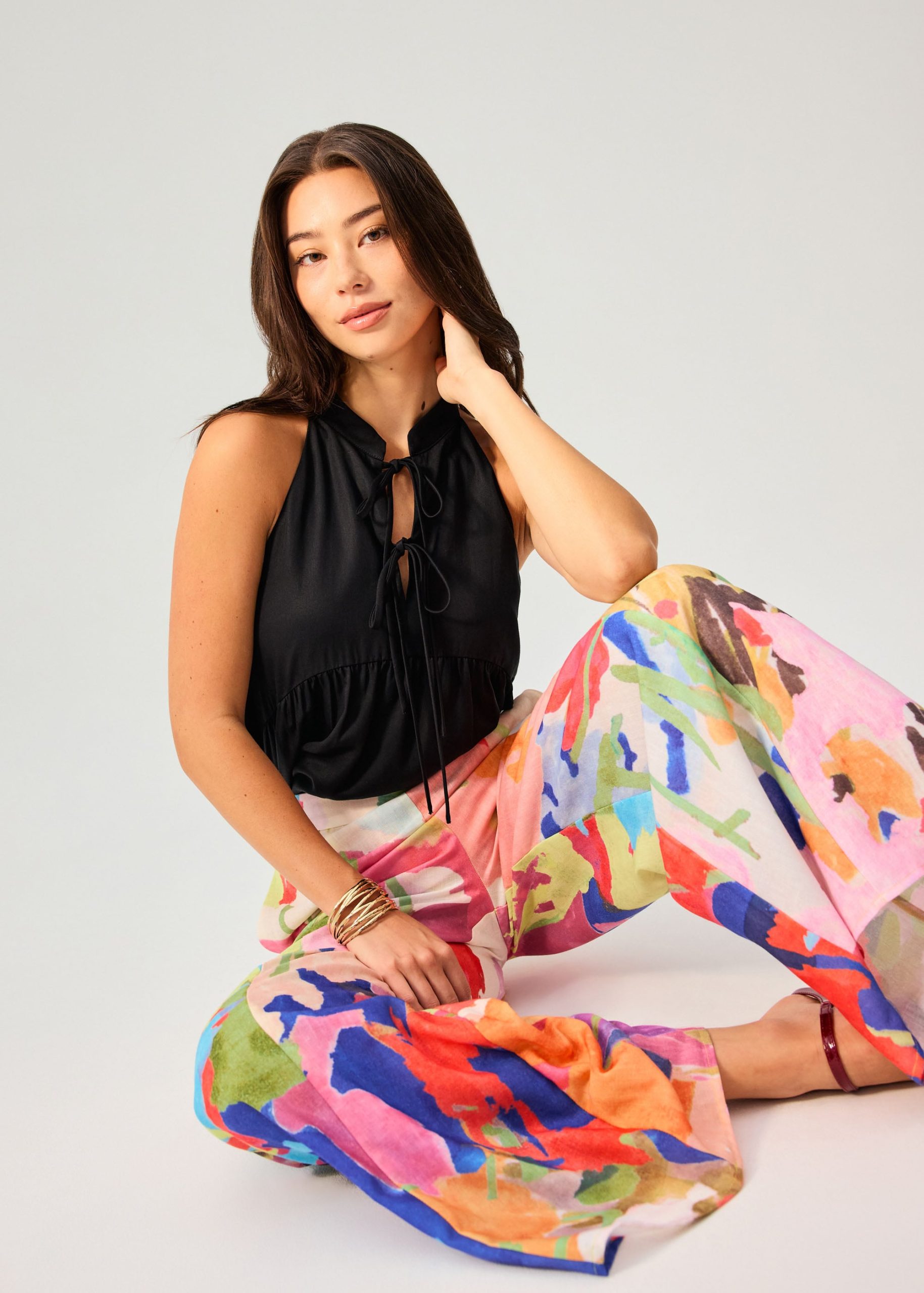 Elastic Panelled Mid Waist Wide Leg Pants in Vivid Blooms - Image 5