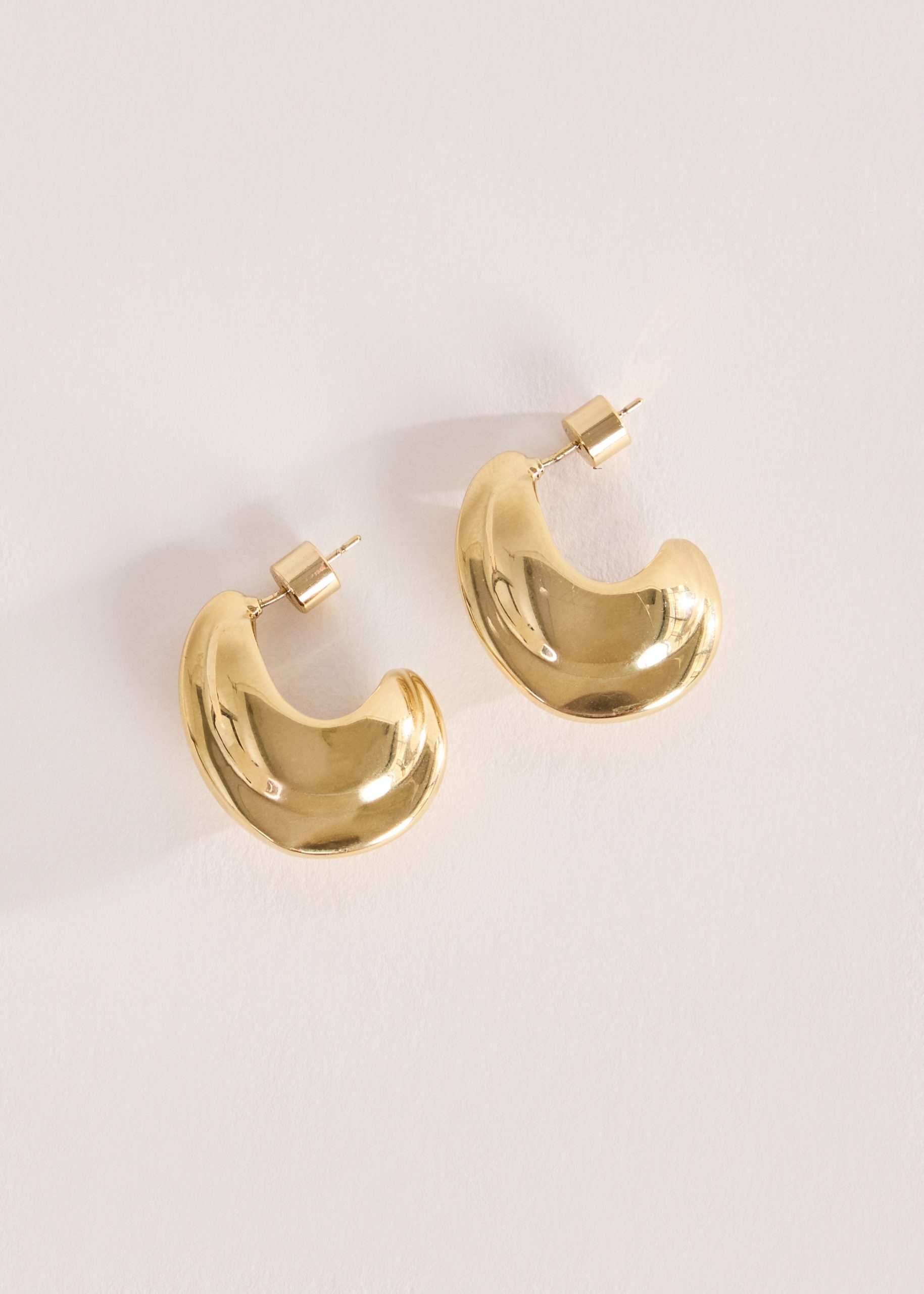 14K Gold Plated Chunky Hoop Earrings - Image 3