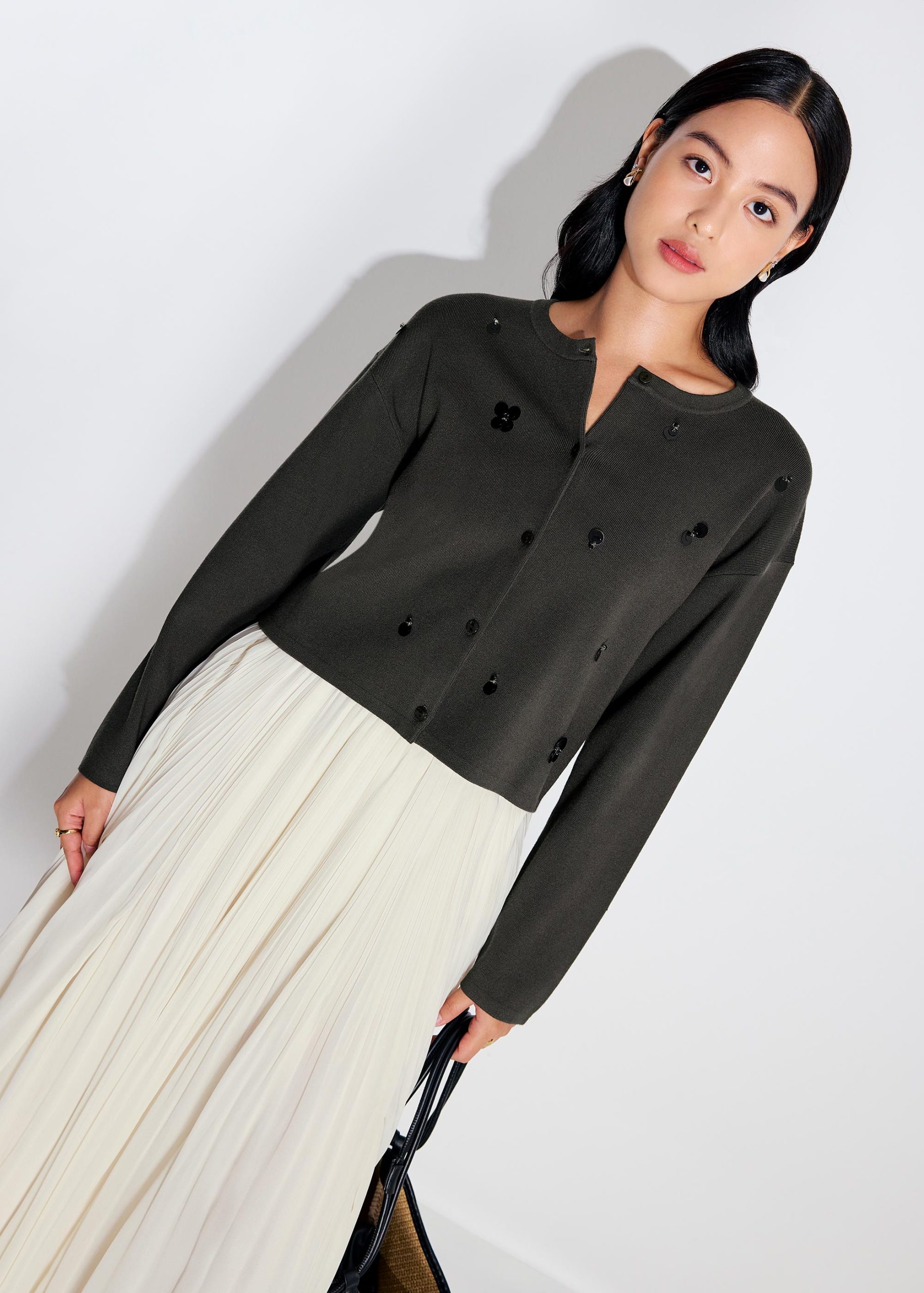 Relaxed Embellished Round Neck Cardigan - Image 4