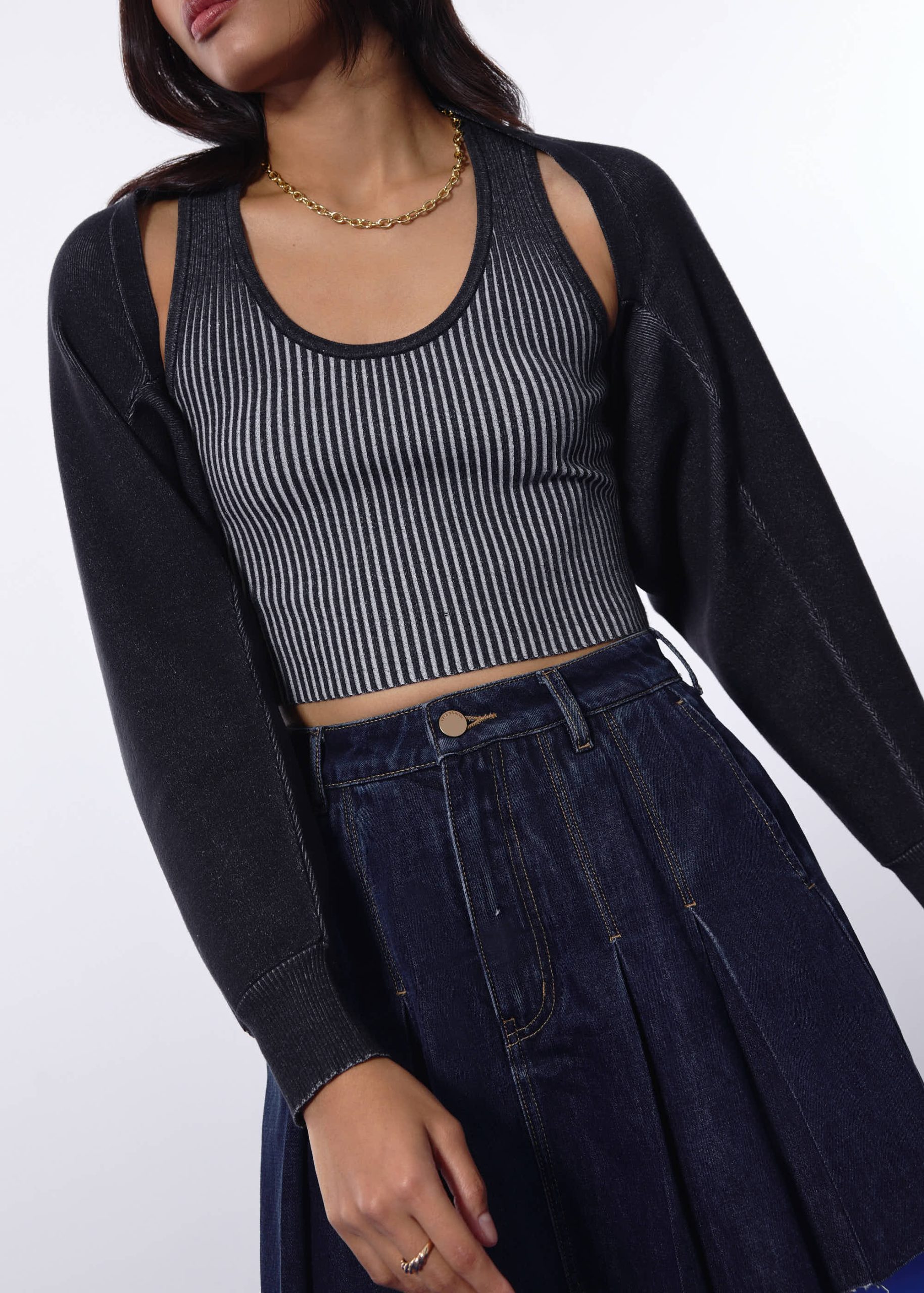 Relaxed Duo Knit Crop Cardigan - Image 5