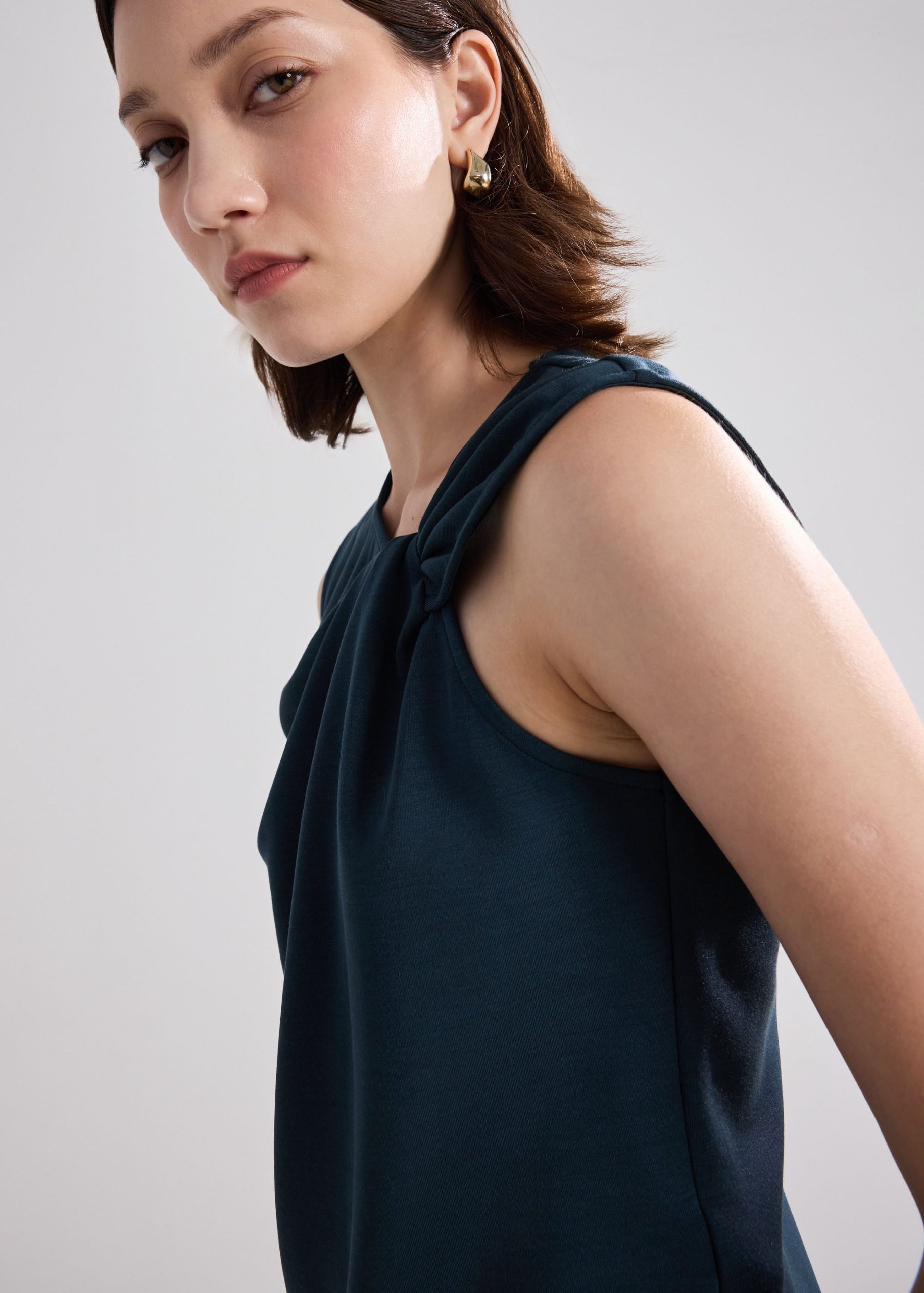 Jersey Asymmetric Tee - Image 13