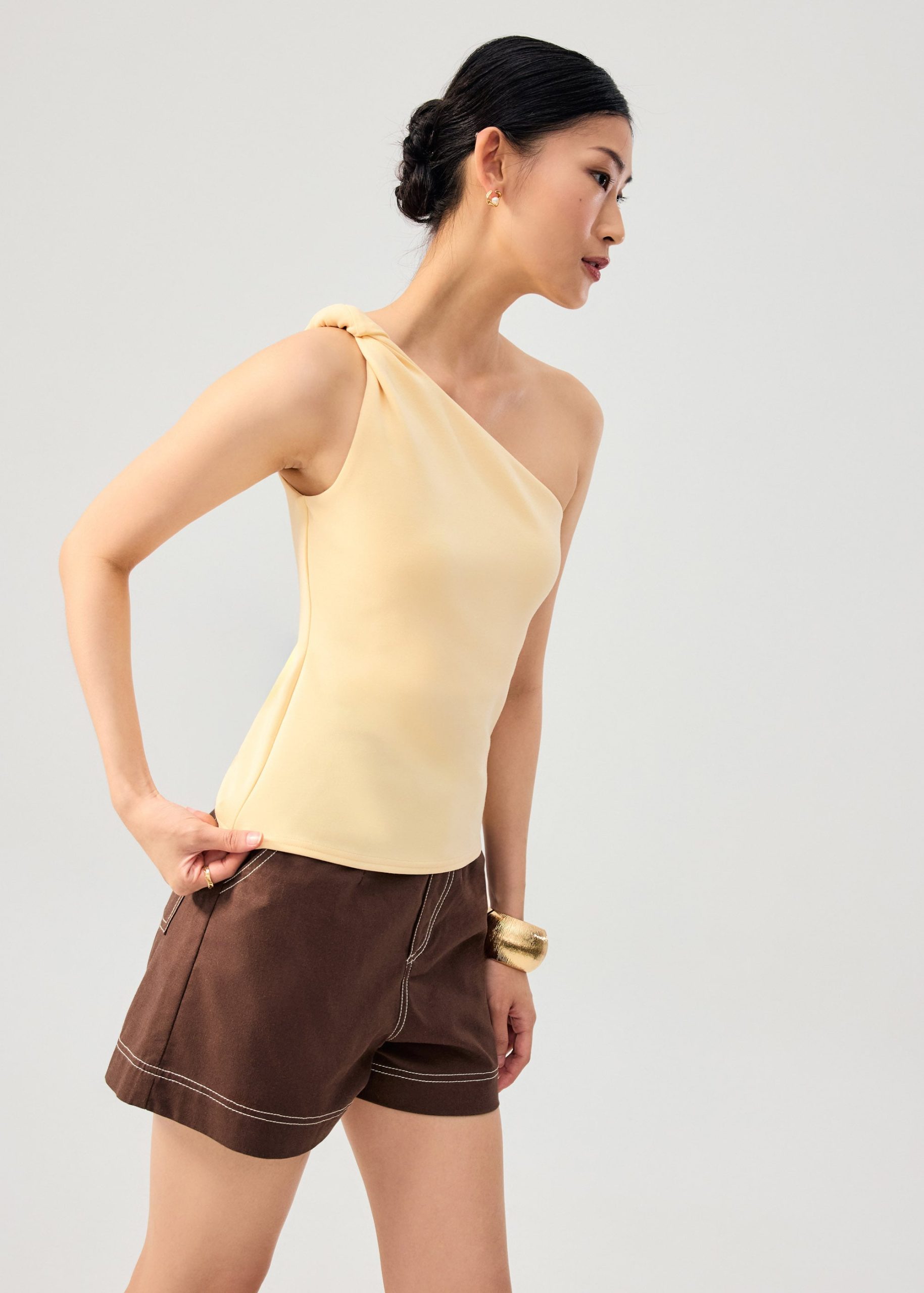 Tencel Shoulder Twist Toga Fitted Top - Image 17