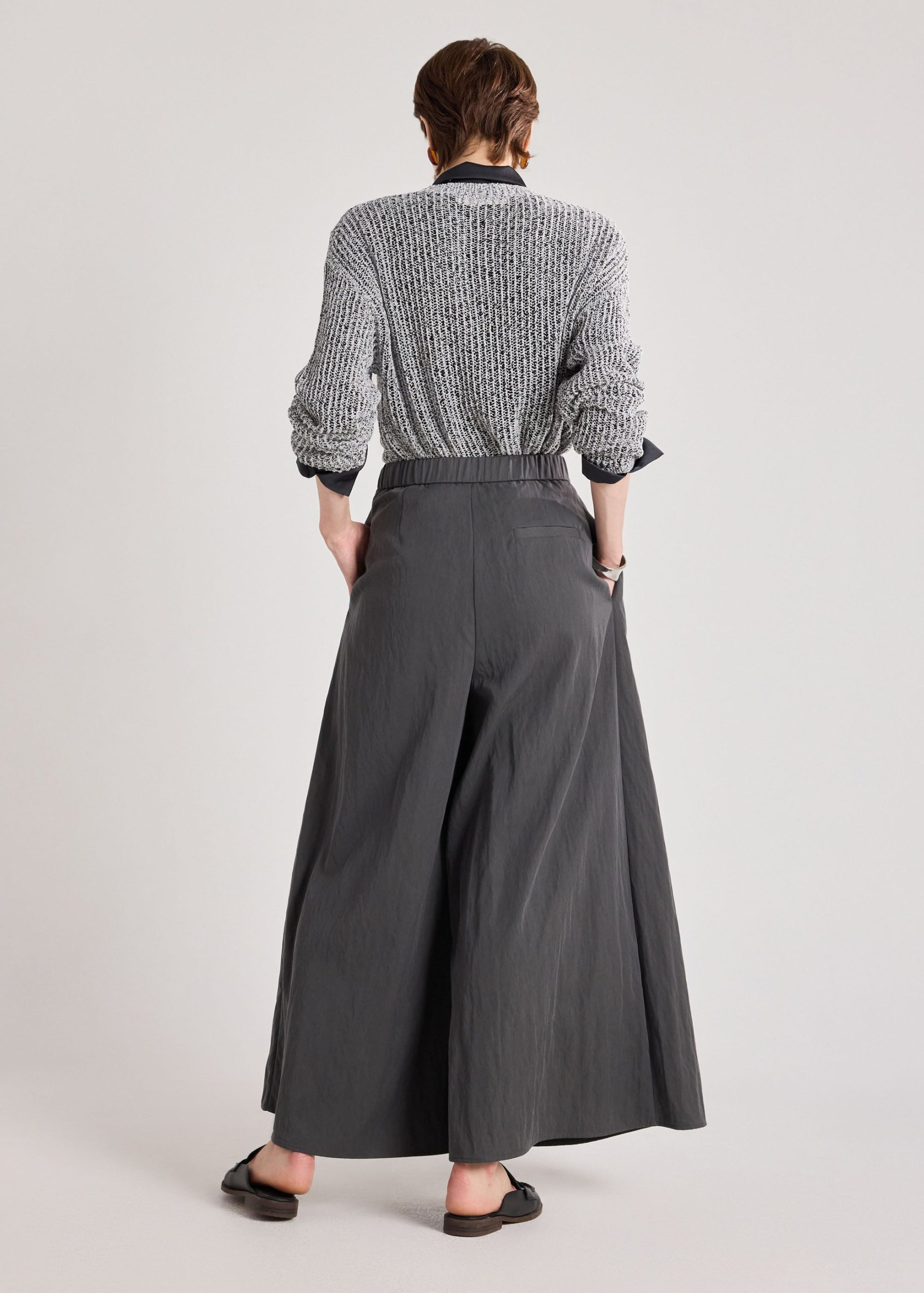 Lyocell Pleated Pants - Image 4