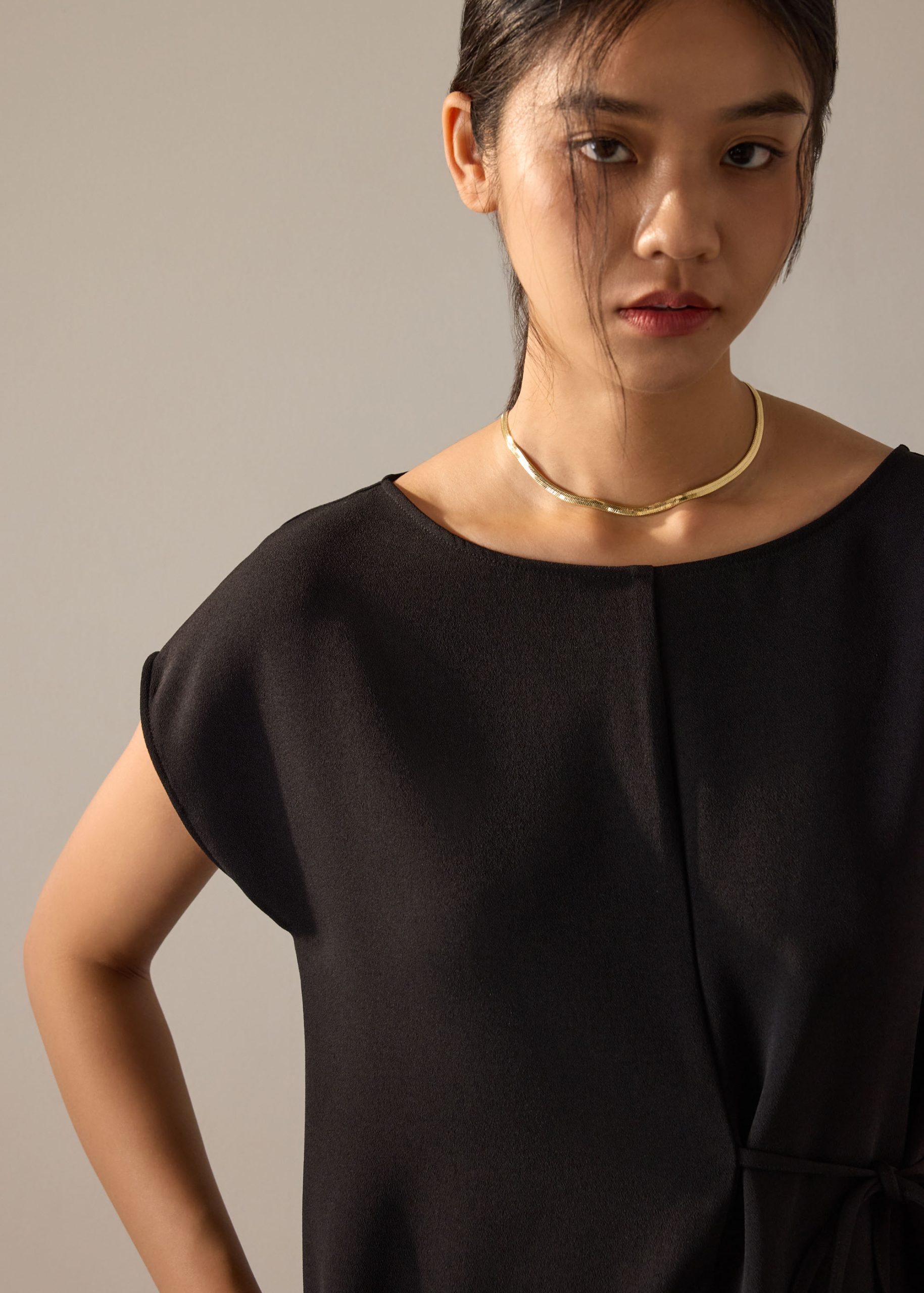 Namtan Crepe Boat Neck Column Midi Dress - Image 3