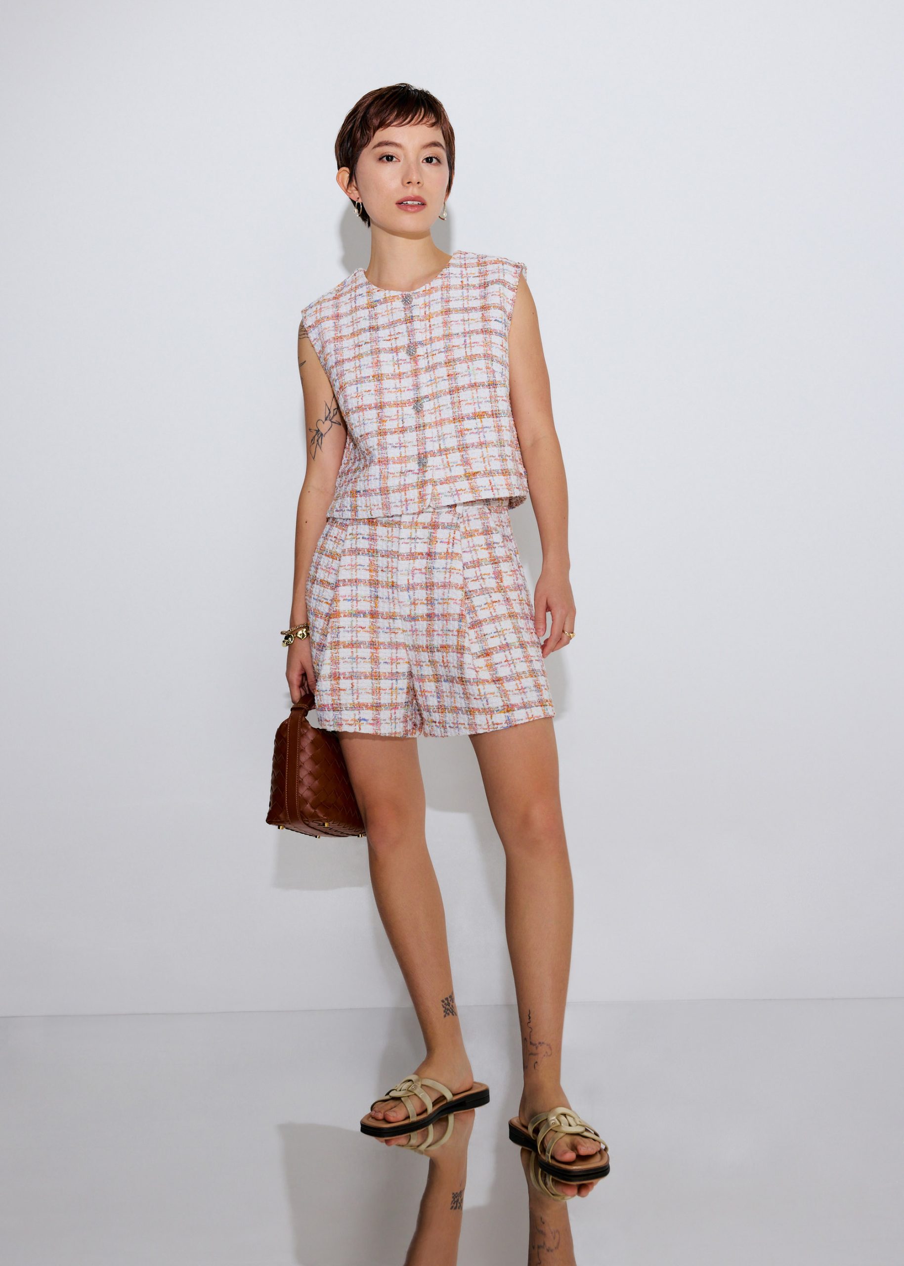 Relaxed Tweed Round Neck Button Down Vest - Image 2
