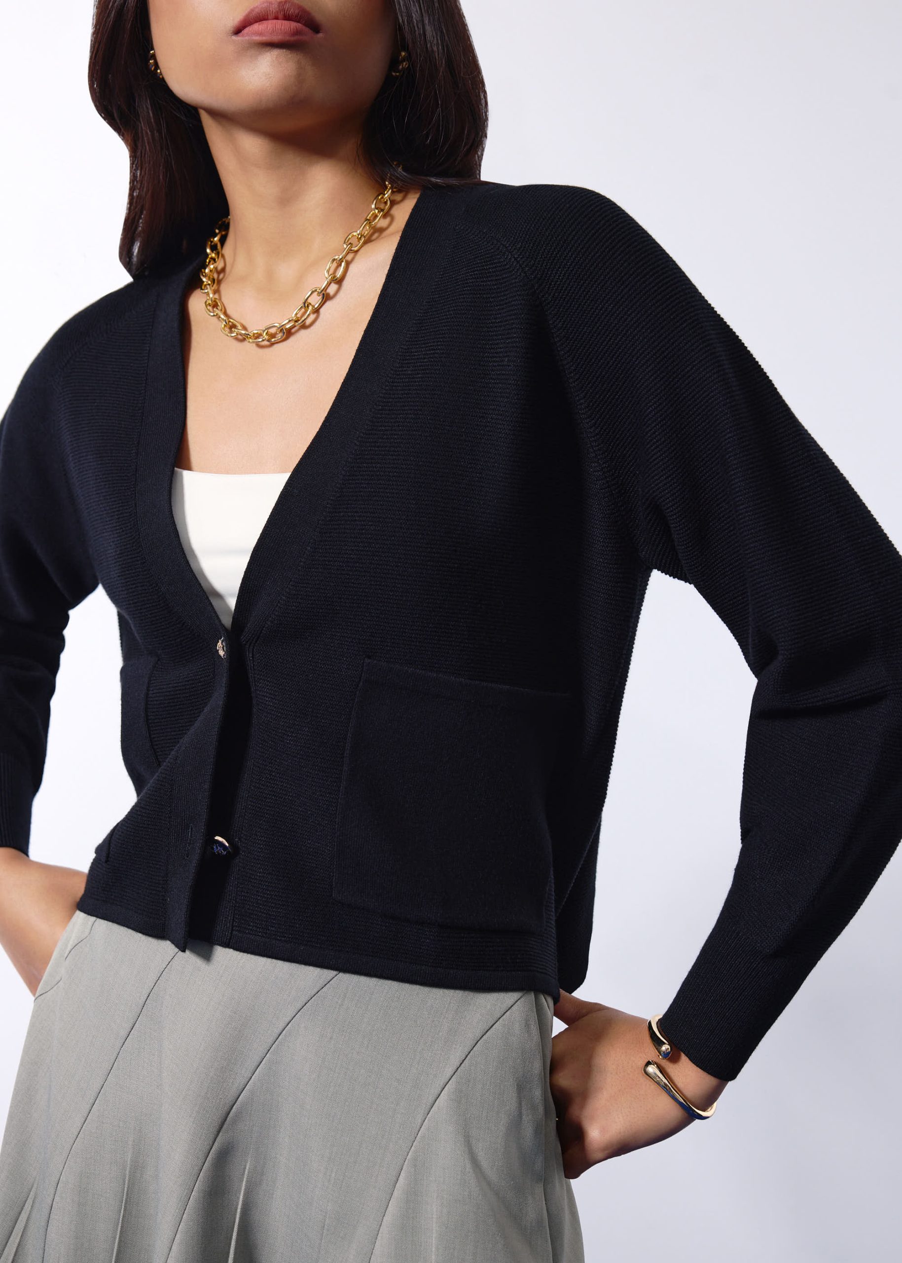 Priya Relaxed Classic Knit V-neck Cardigan