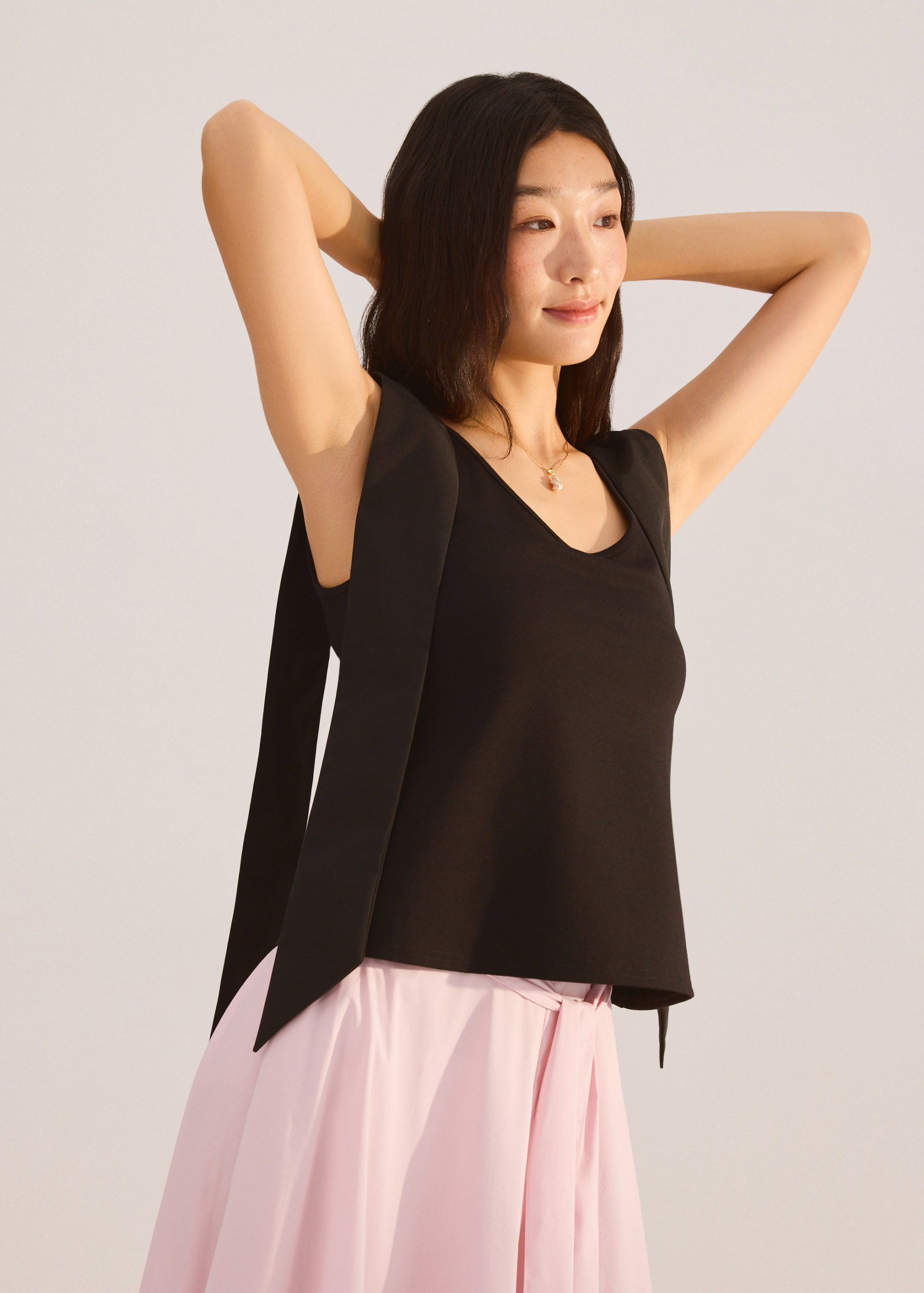 Ribbon Tie Scoop Neck Fitted Top - Image 6