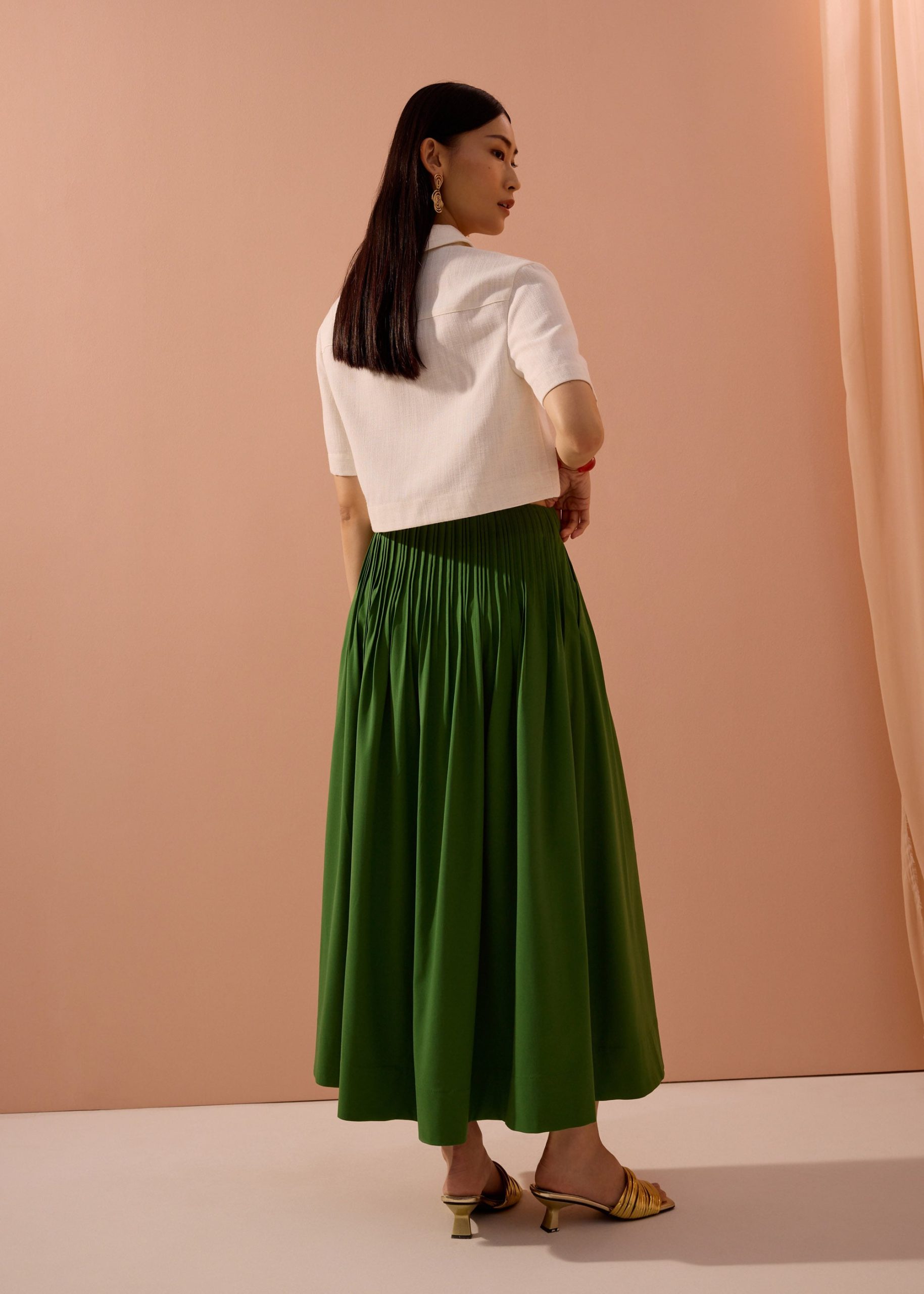 Kate High Waist Pintuck Flare Maxi Skirt - Image 10
