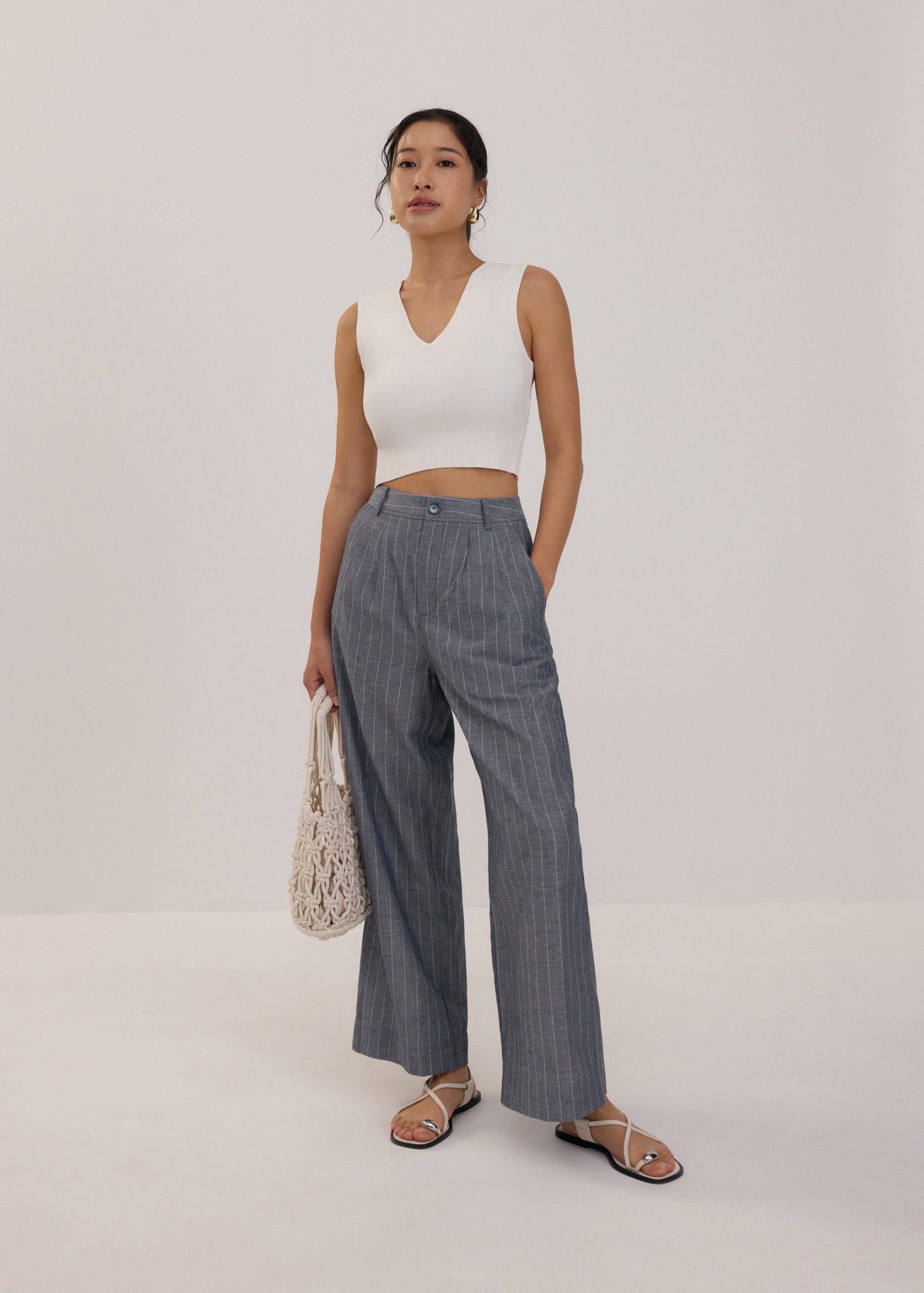 Sree Knit V-neck Crop Top - Image 8