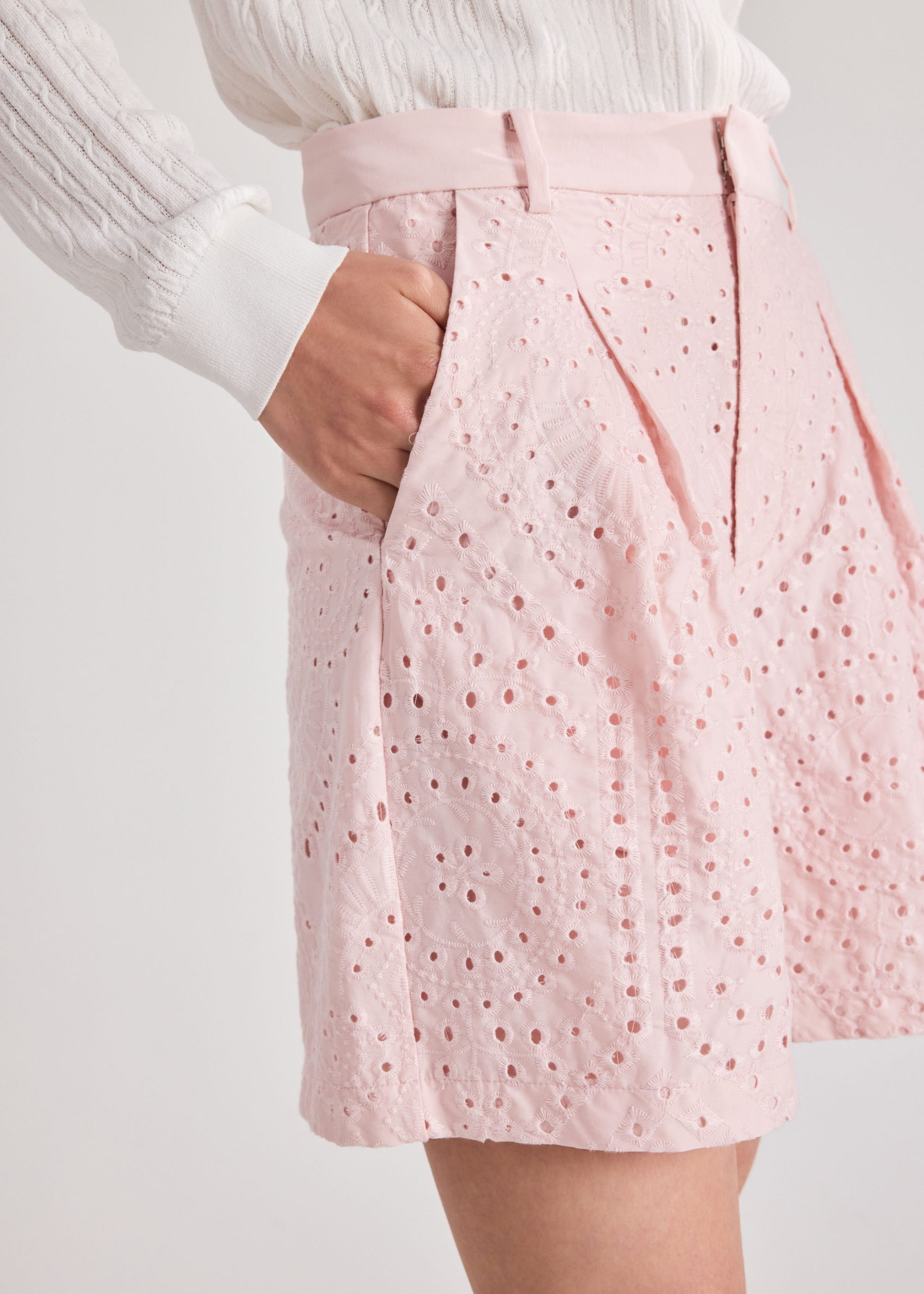 Tailored Bermuda Shorts in Soft Breeze Broderie - Image 23