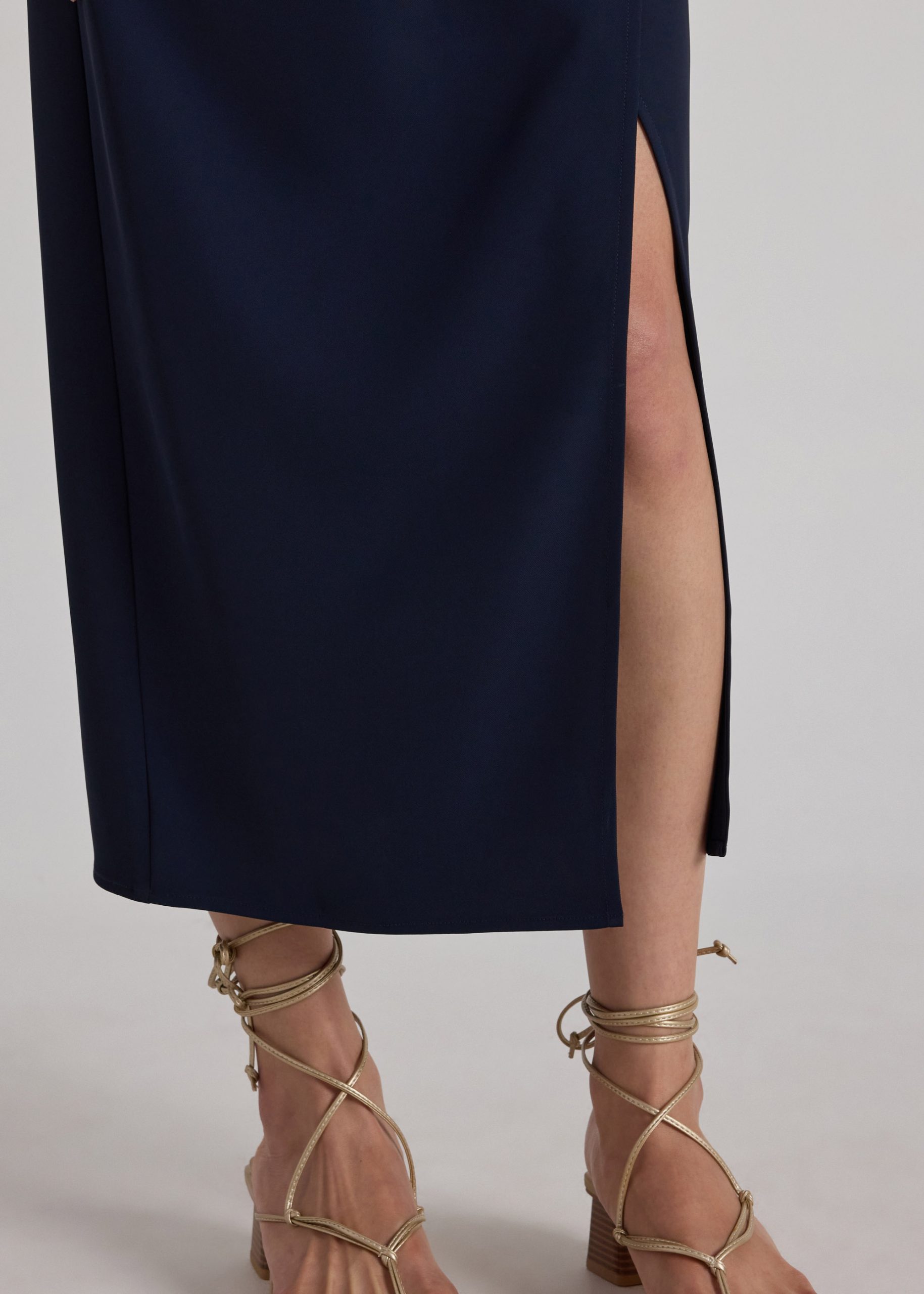 BraFree by LB Crepe Side Pleat Dress - Image 17
