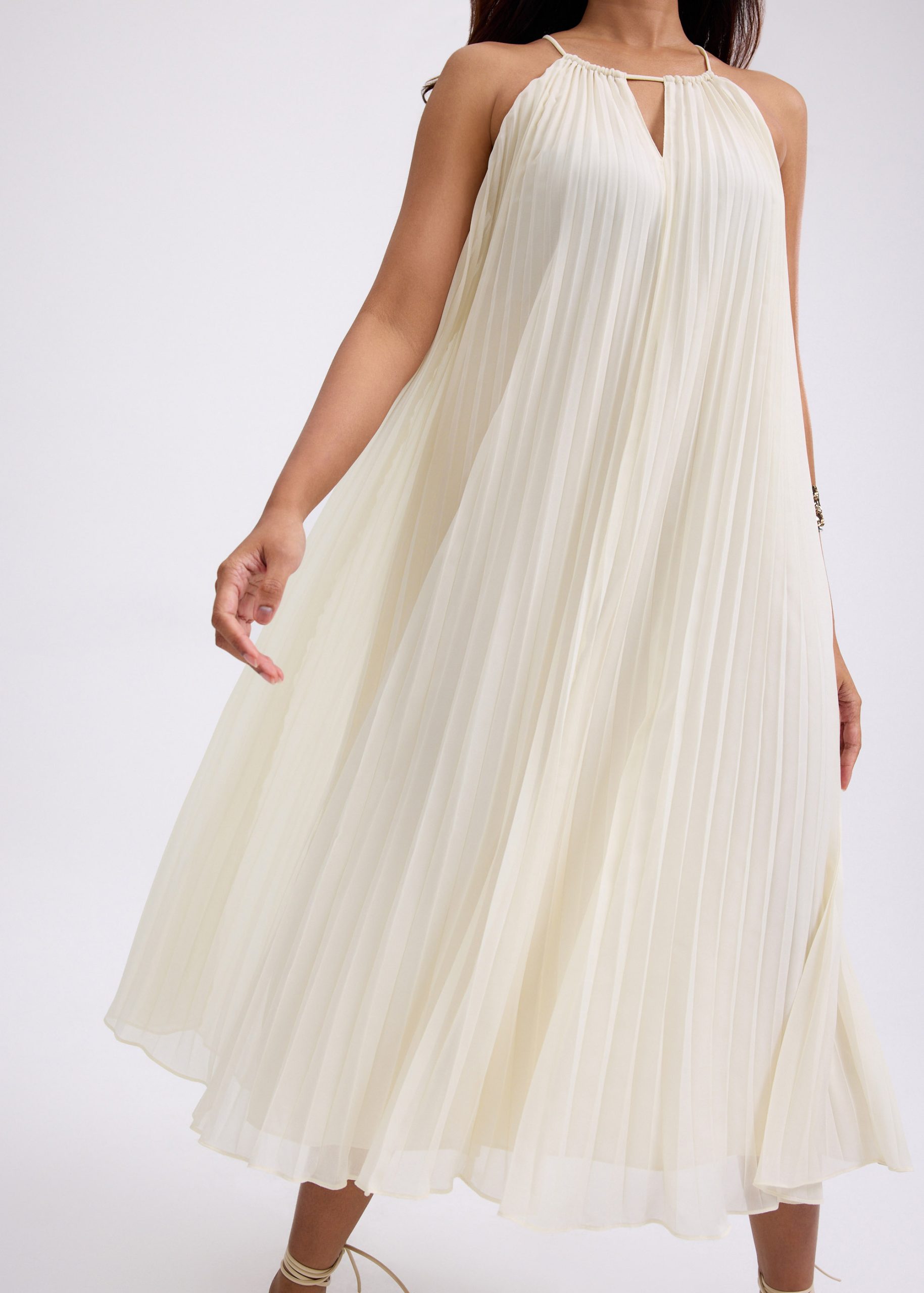 Pleated Trapeze Halter Midaxi Dress - Image 6