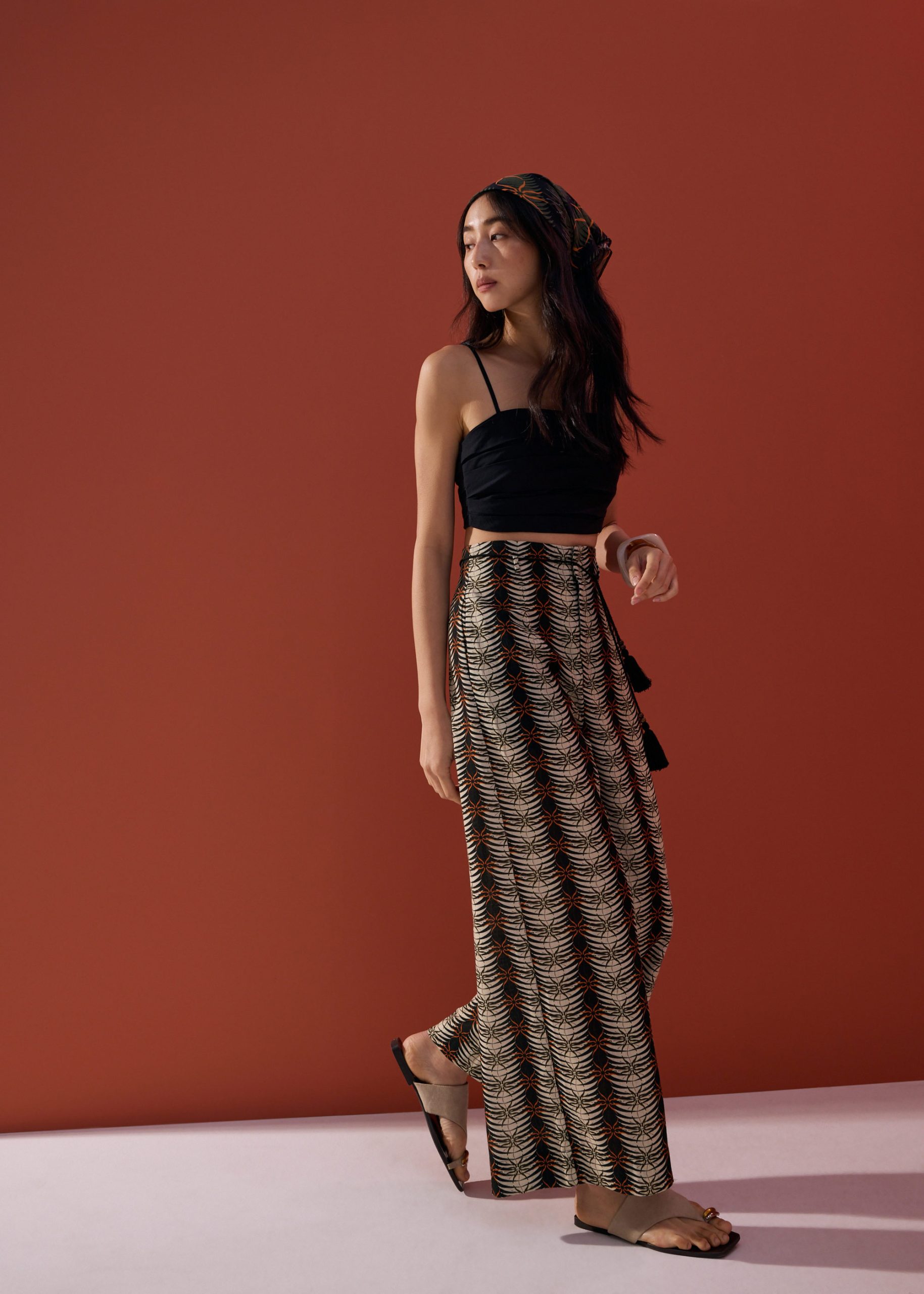 Detachable Sash Straight Leg Ankle Length Pants in Oasis Flow - Image 5