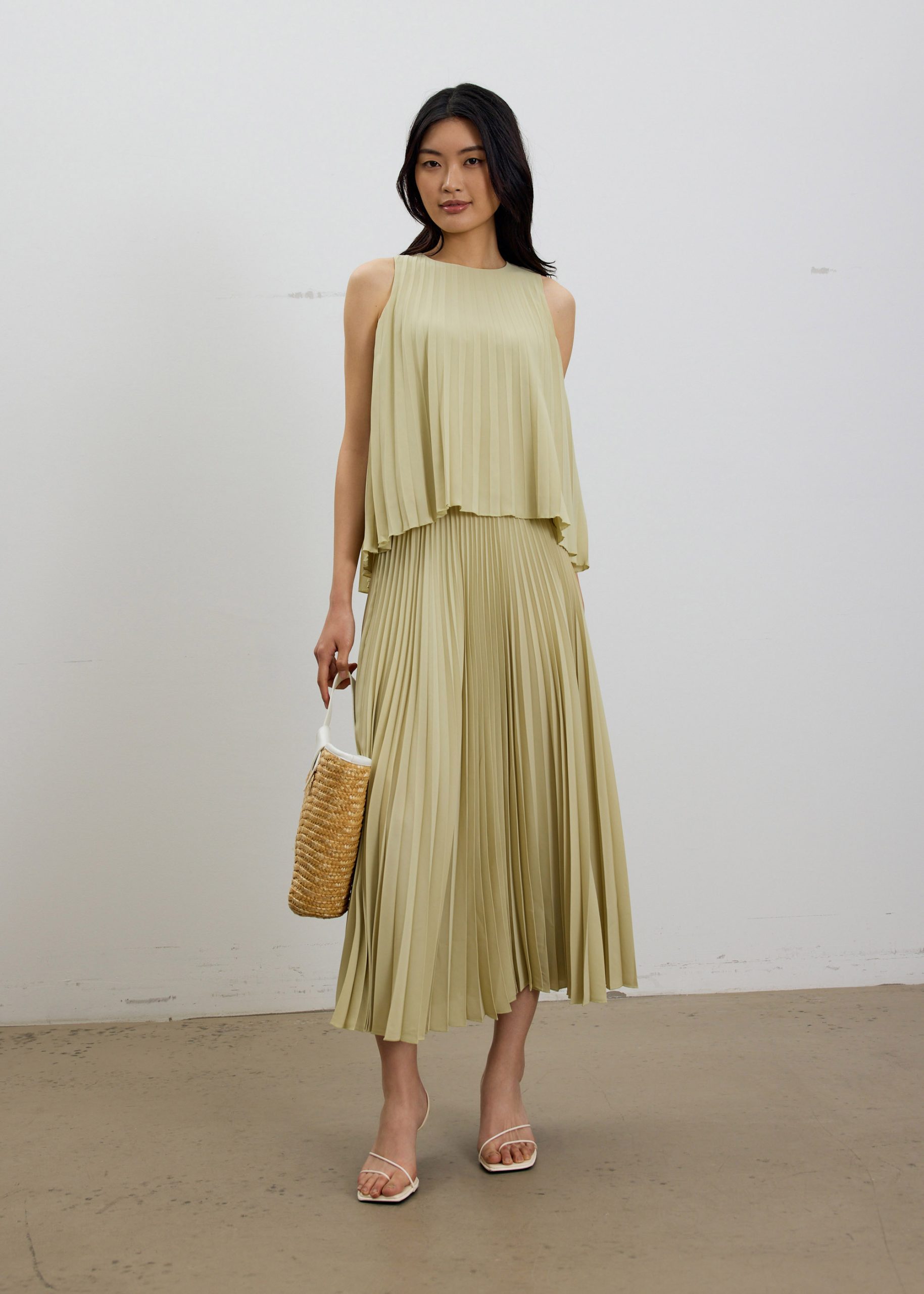 Wei Elastic Sunray Pleated Midaxi Skirt - Image 9