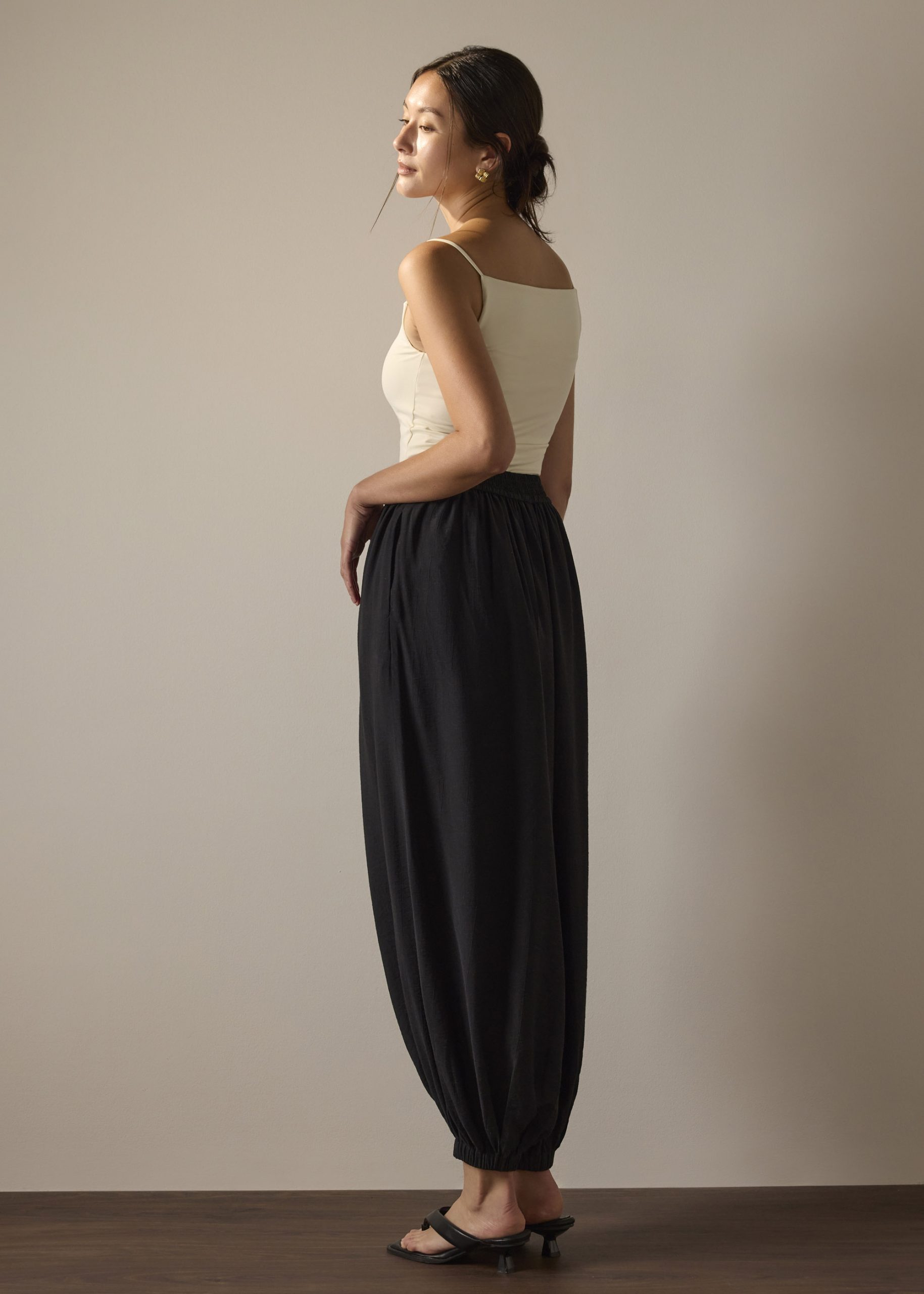 Cuffed Hem Cocoon Pants - Image 9