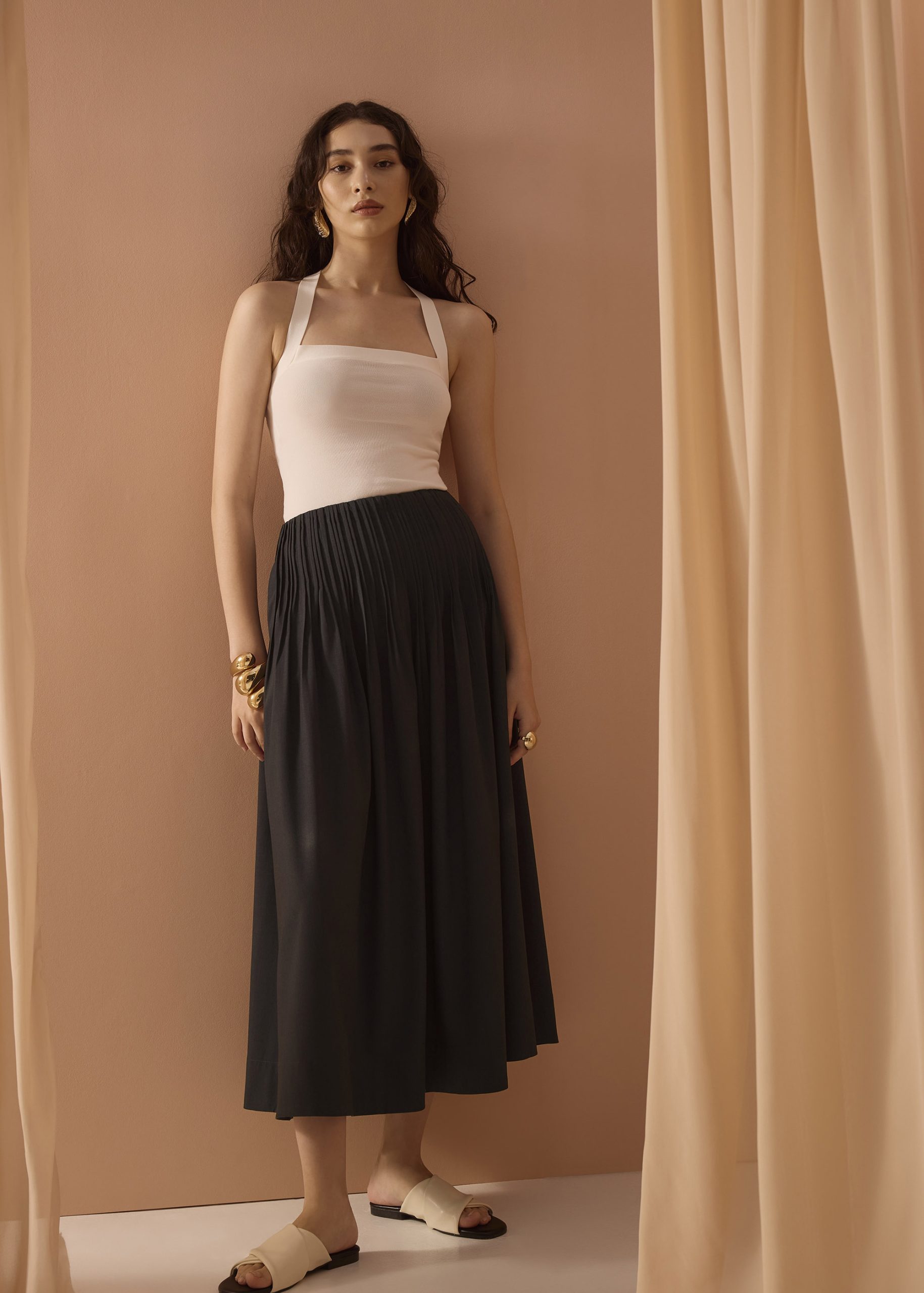 Kate High Waist Pintuck Flare Maxi Skirt - Image 17