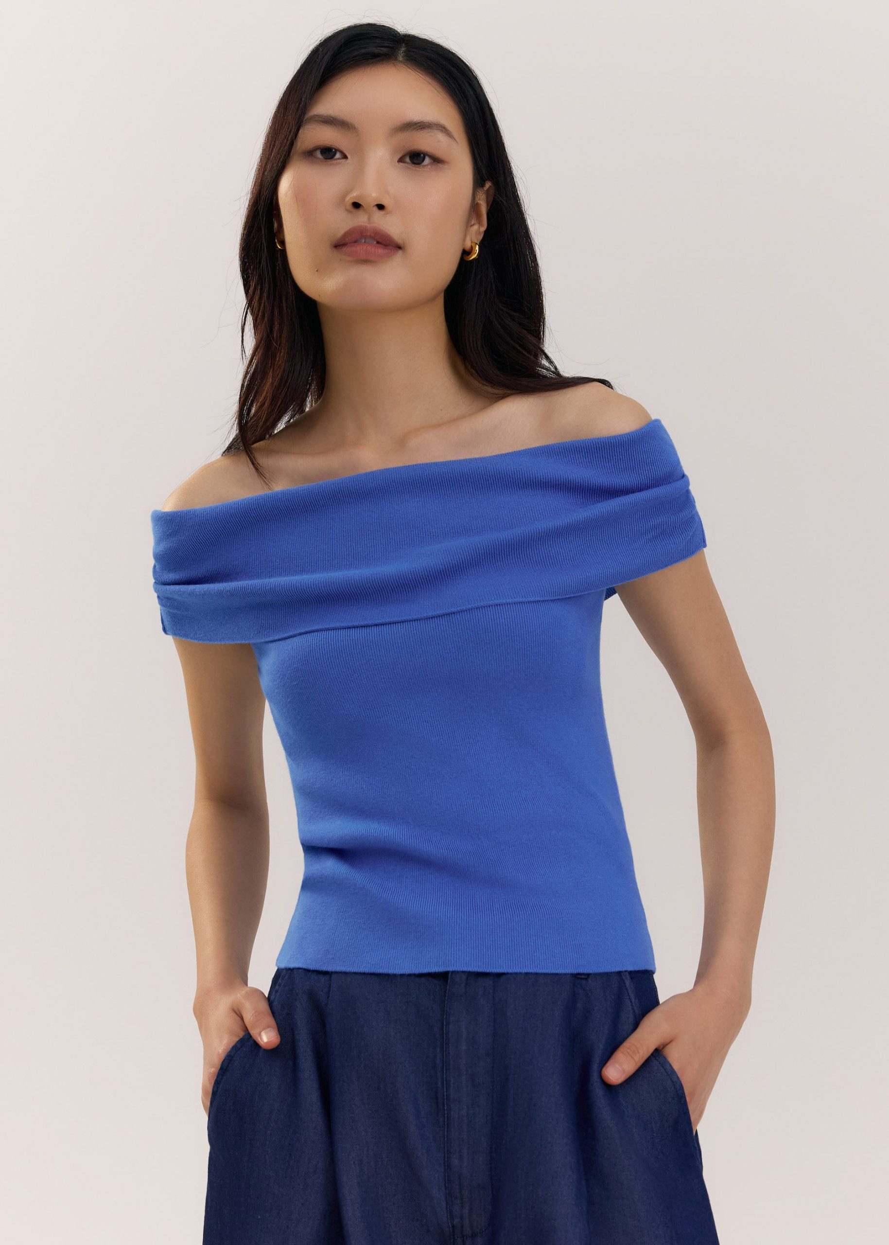 Knit Fitted Off Shoulder Top - Image 15