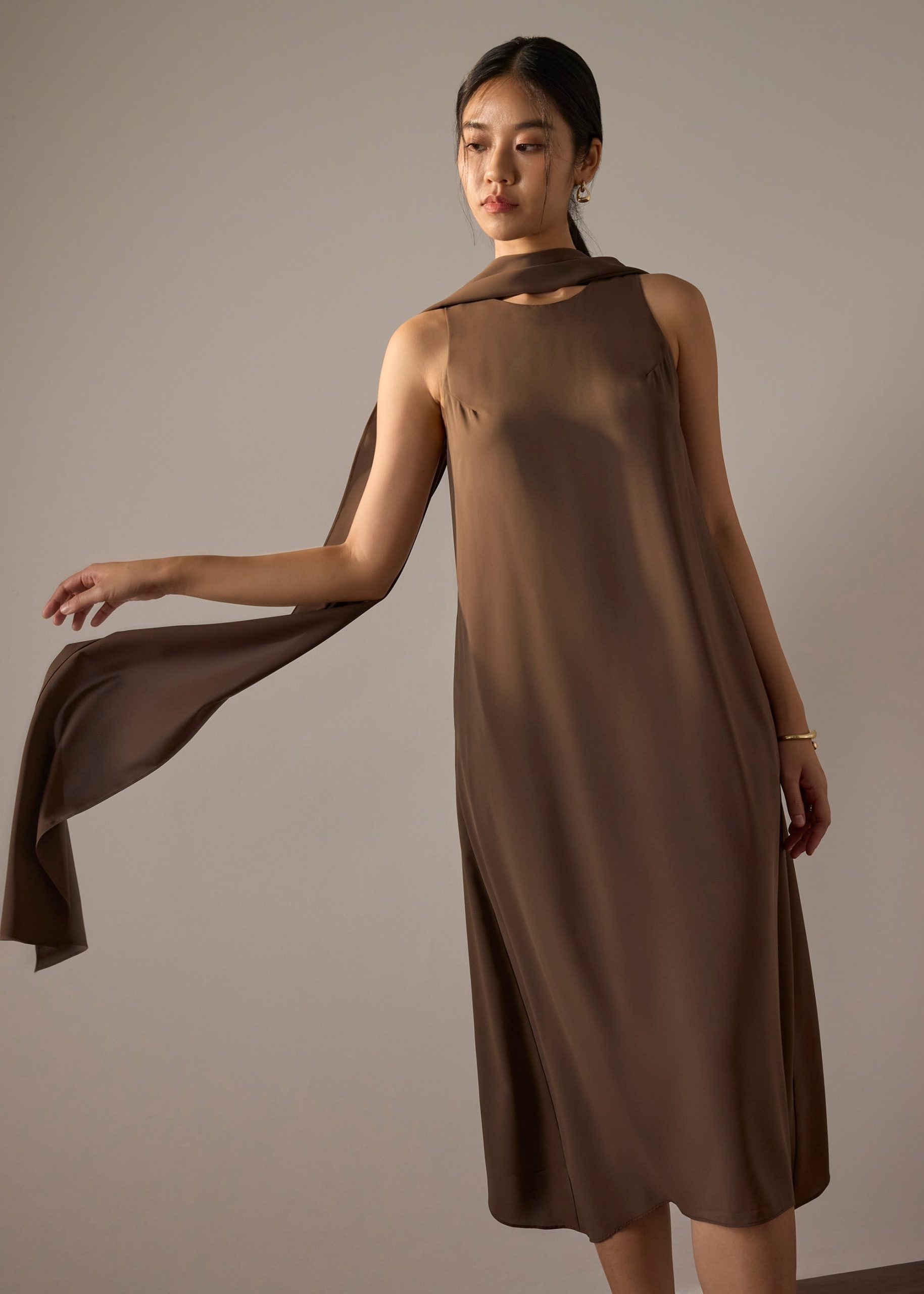 Suzanne Multi-way Detachable Shawl Column Midaxi Dress - Image 9