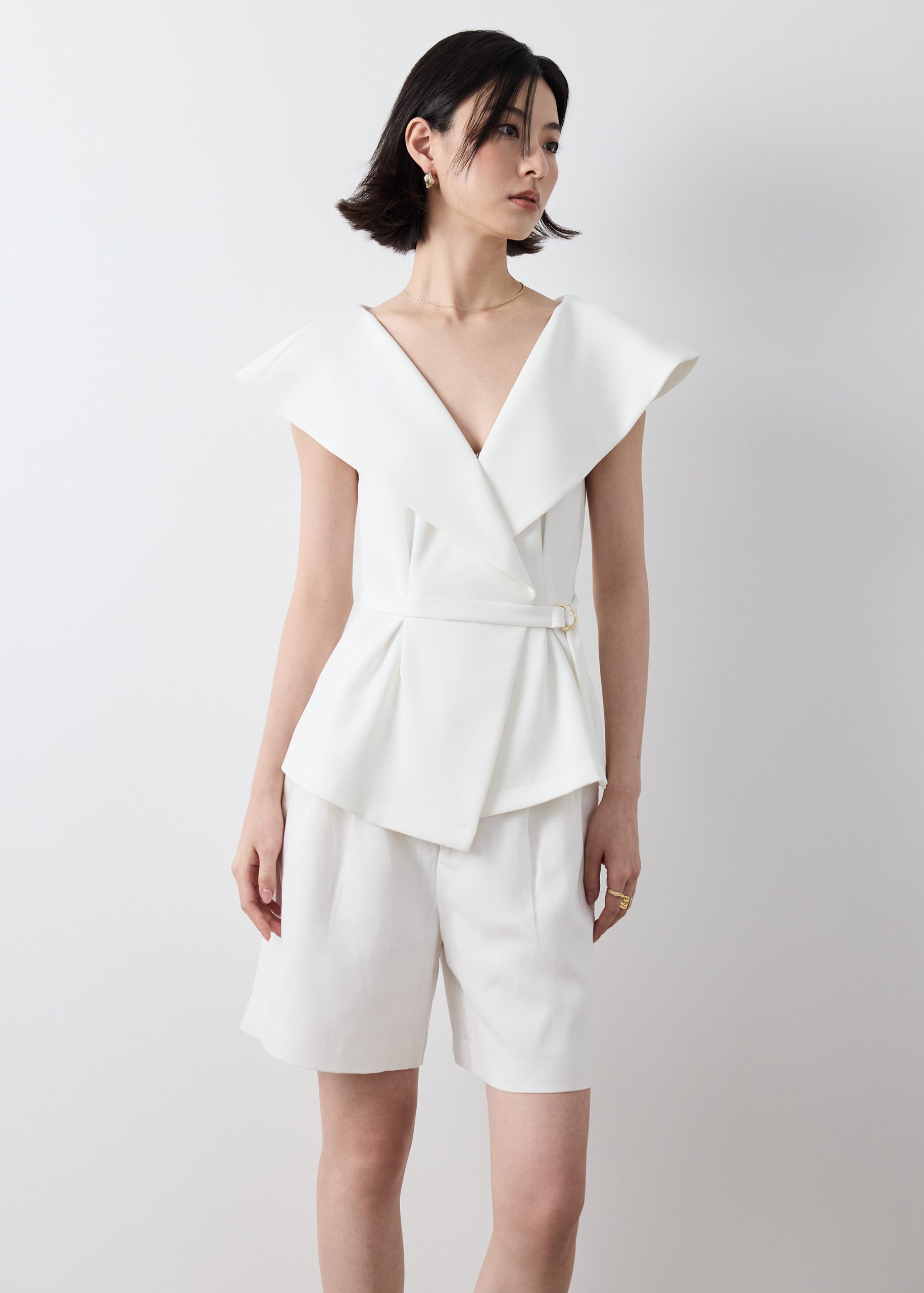Aura V-neck Top With Belt - Image 8