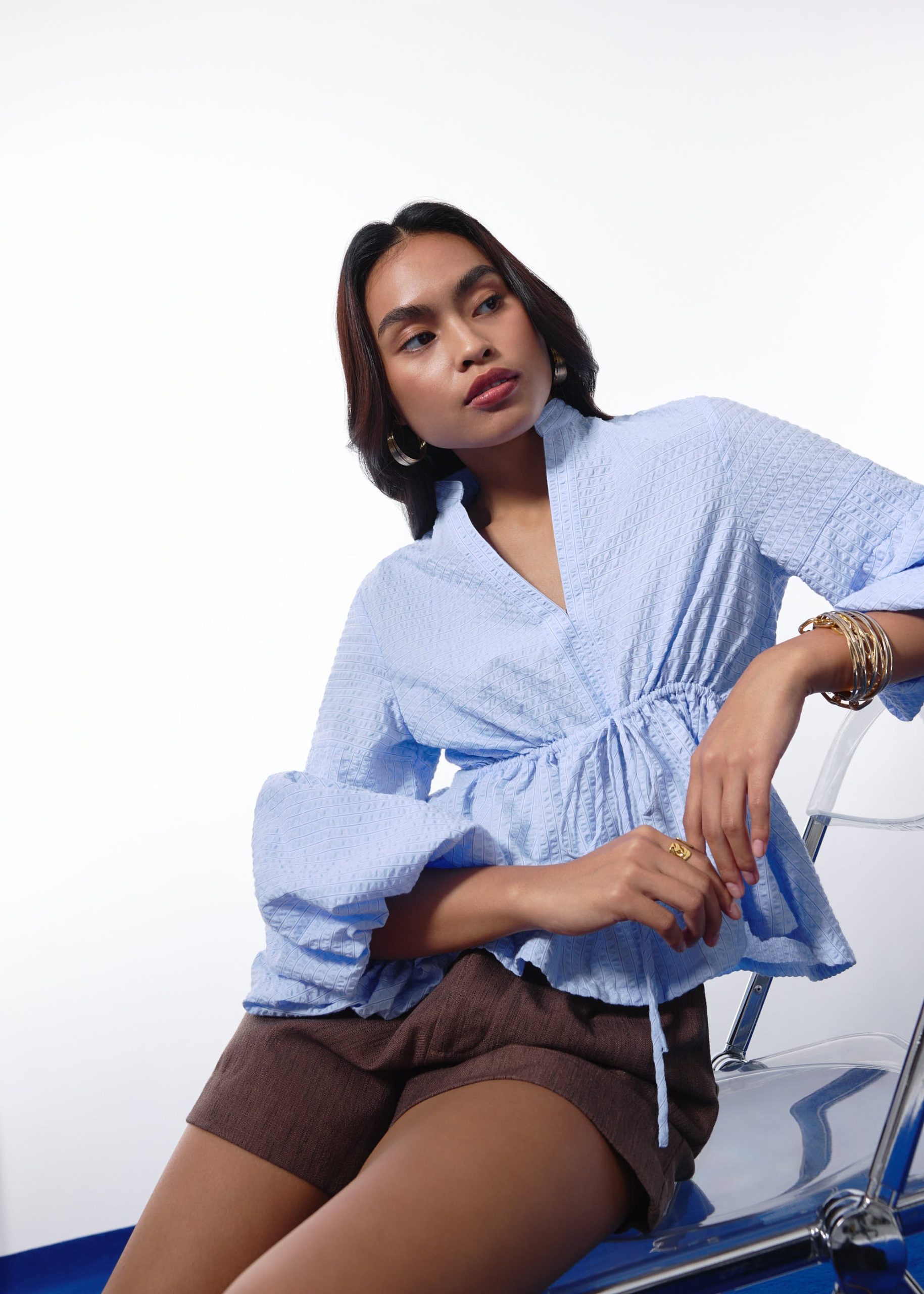 Pinstripe Seersucker Notched Puff Sleeve Peplum Blouse - Image 2