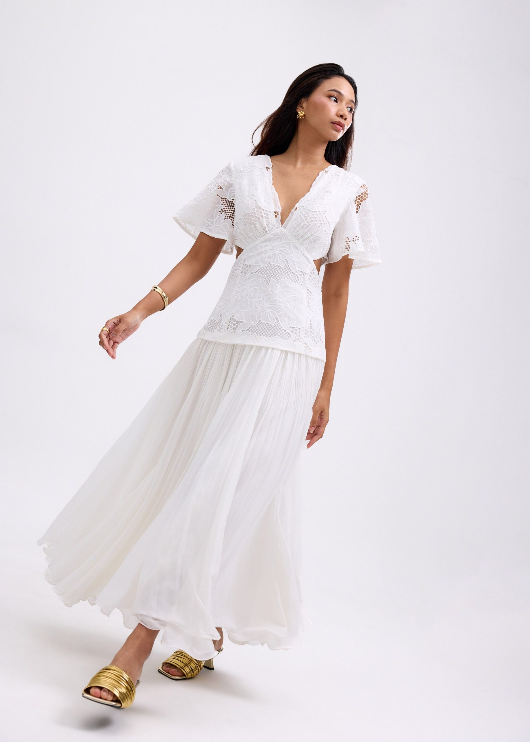 BraFree by LB Lace V-Neck Bell Sleeve Fit & Flare Maxi Dress - Image 13