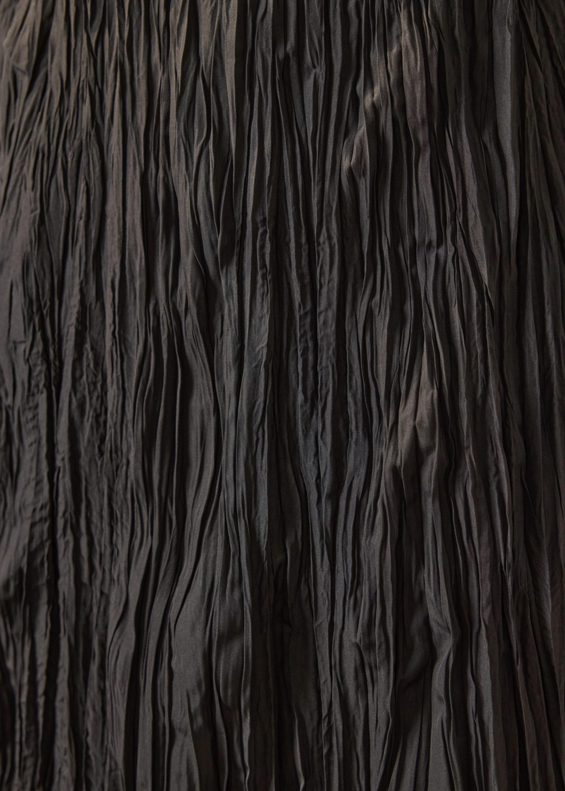 Leila Elastic Crinkled Pleats Flare Maxi Skirt - Image 13