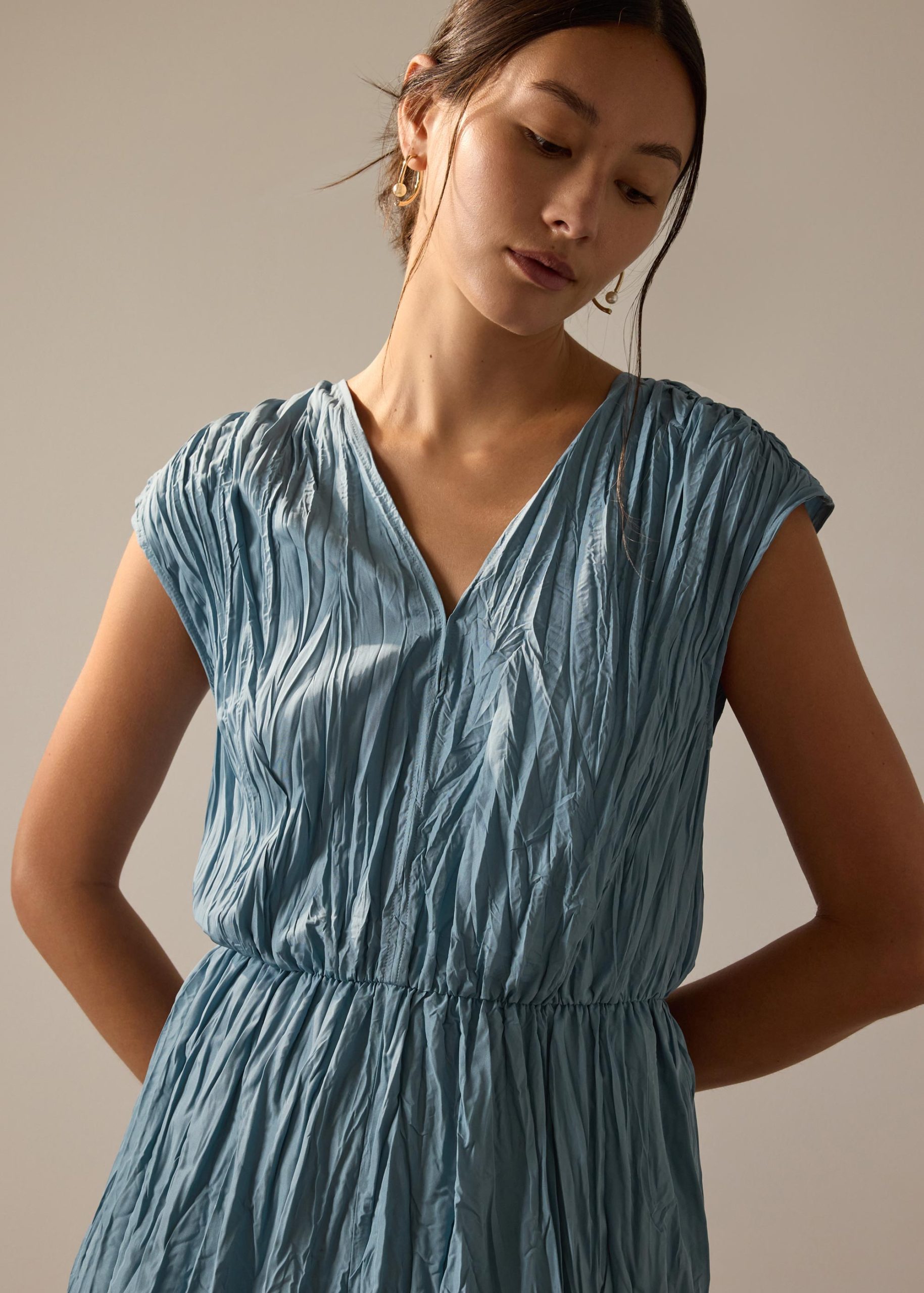Crinkle Pleats Jumpsuit - Image 10