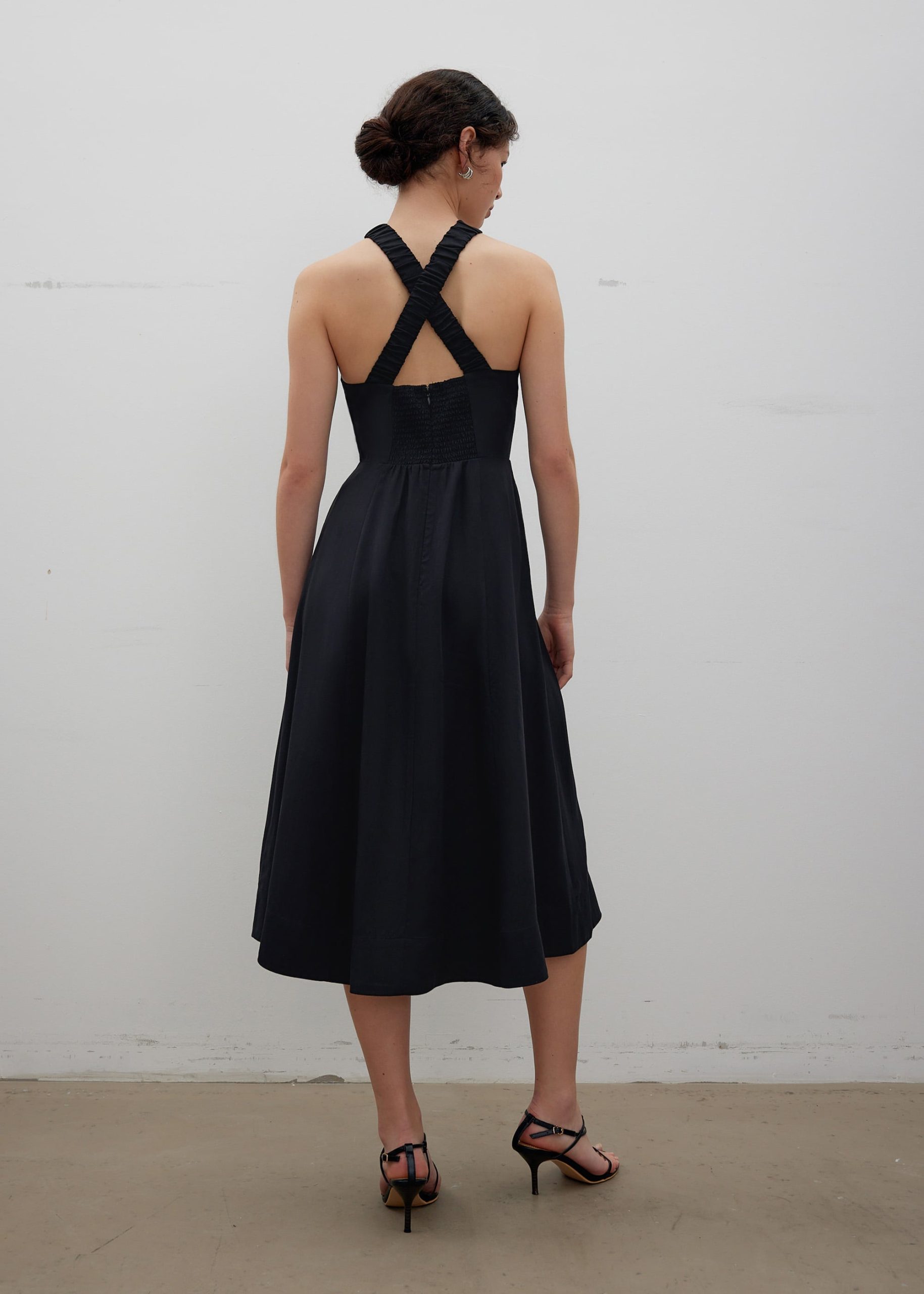 Lyocell Elastic Halter Neck Midi Dress - Image 6