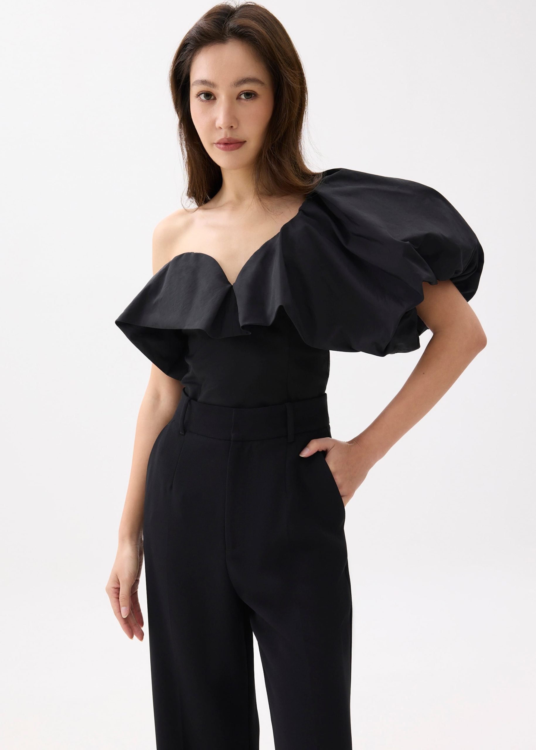 BraFree by LB Asymmetric Puff Sleeve Top