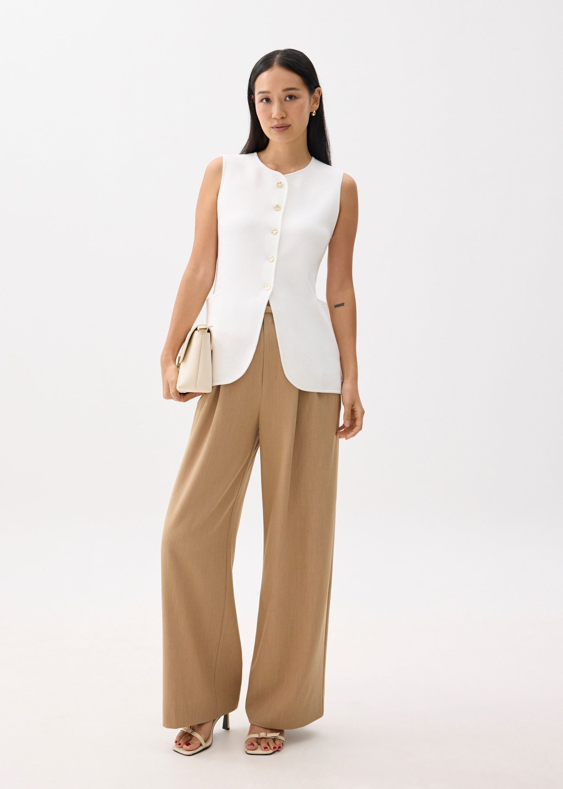 Yui Tailored Long Knit Vest - Image 17