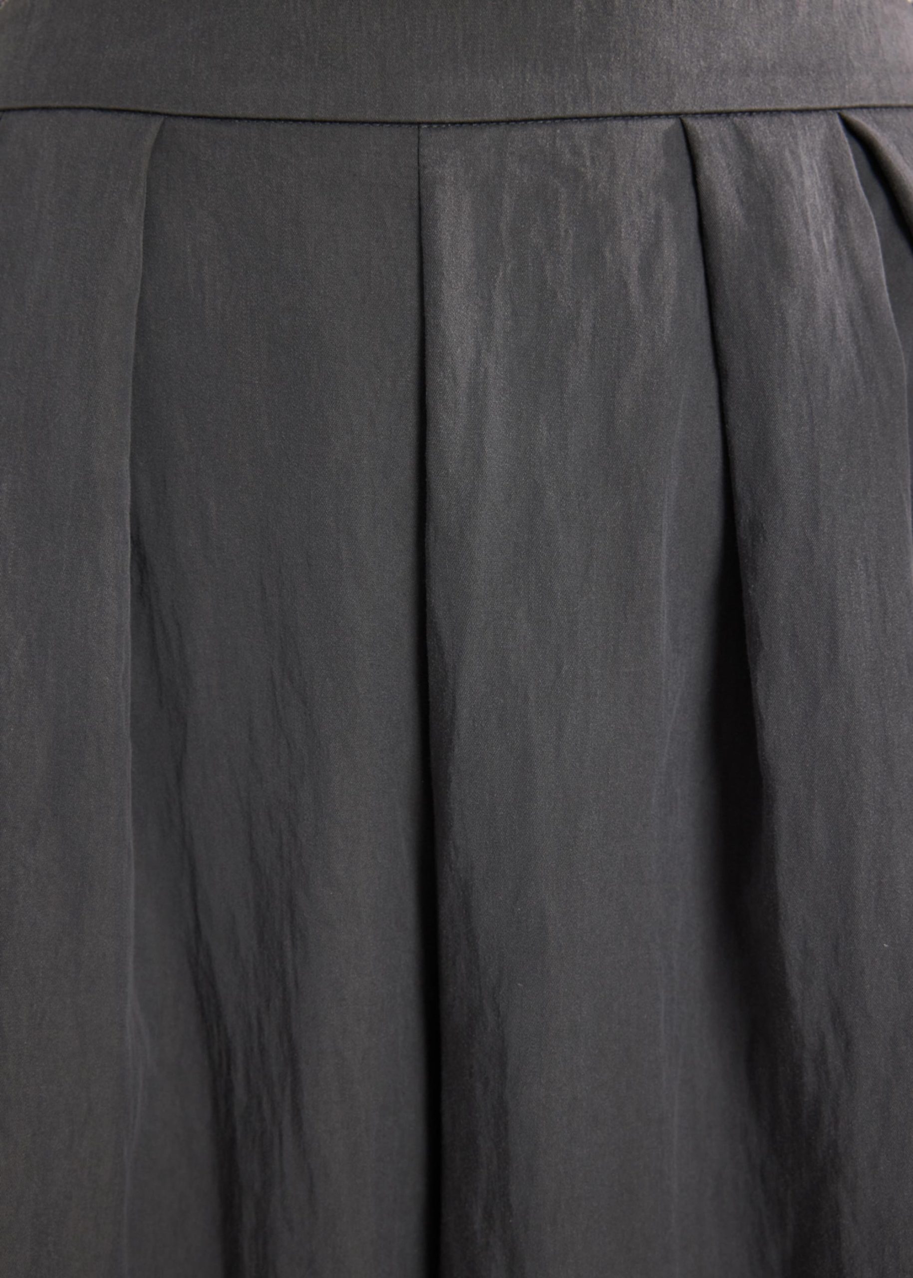 Lyocell Pleated Pants - Image 6