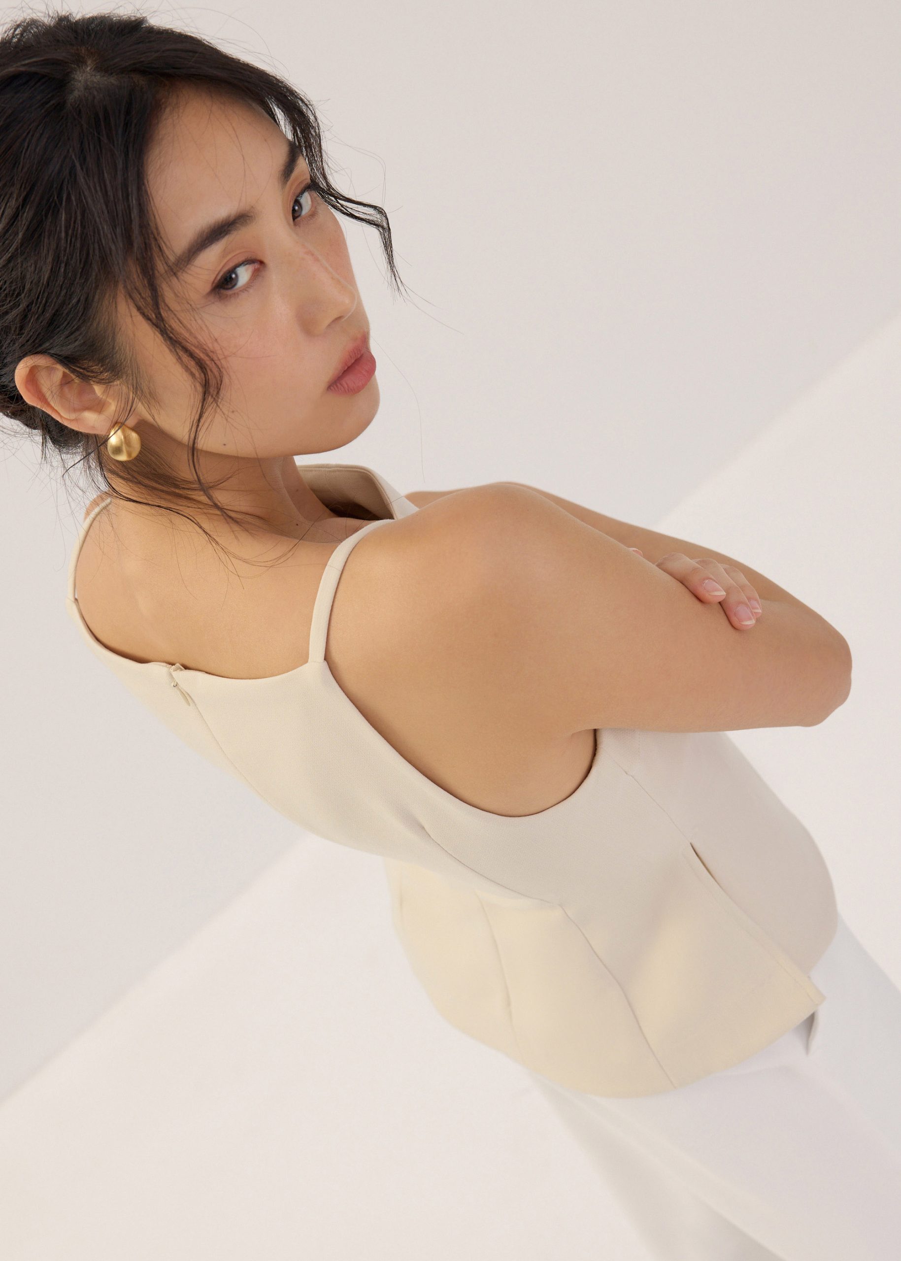 Straight Neck Fitted Camisole Top - Image 23