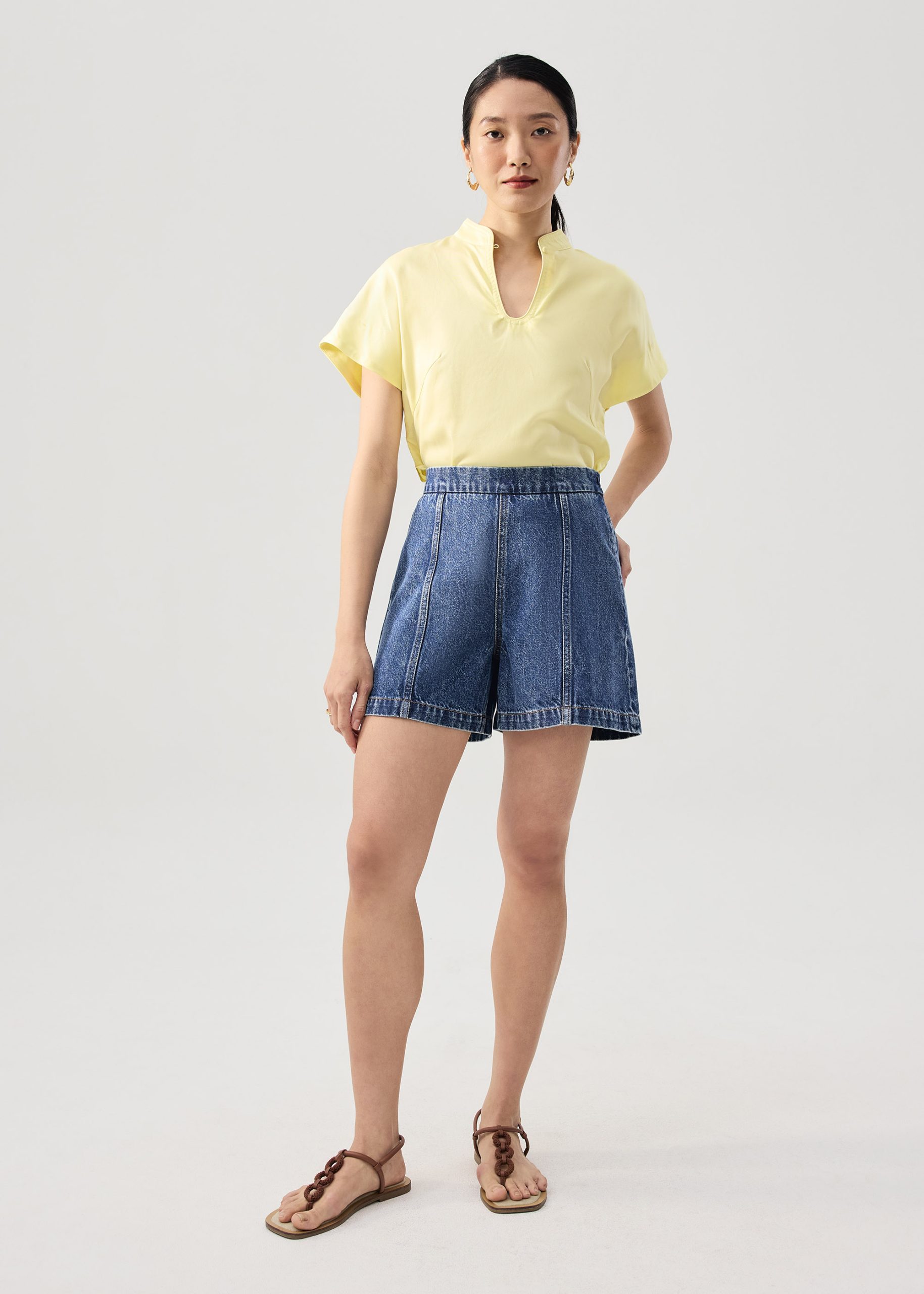 Elastic Denim Mid Waist A-line Shorts - Image 8