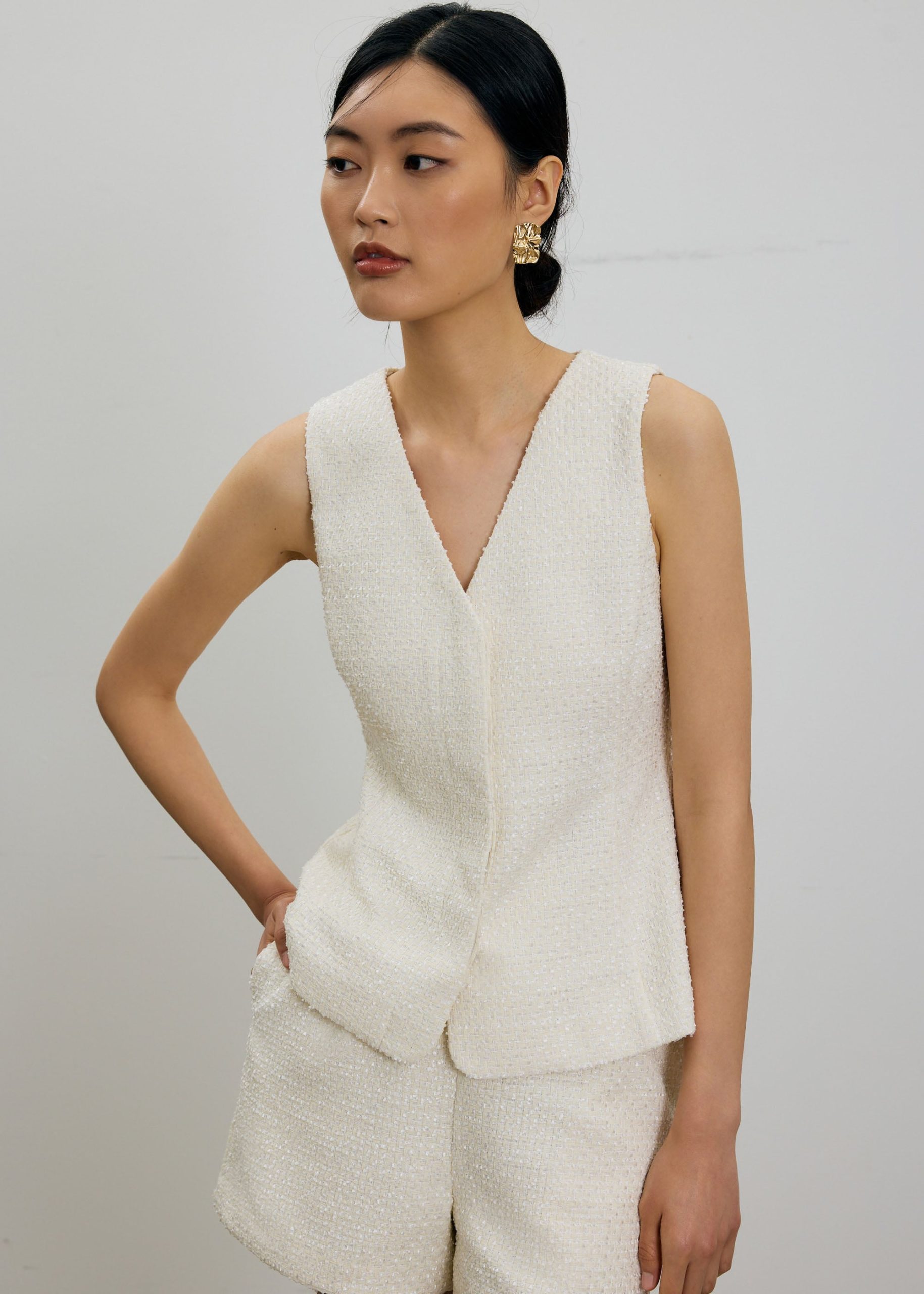 Fumiko Ribbon Tweed Vest Top - Image 7