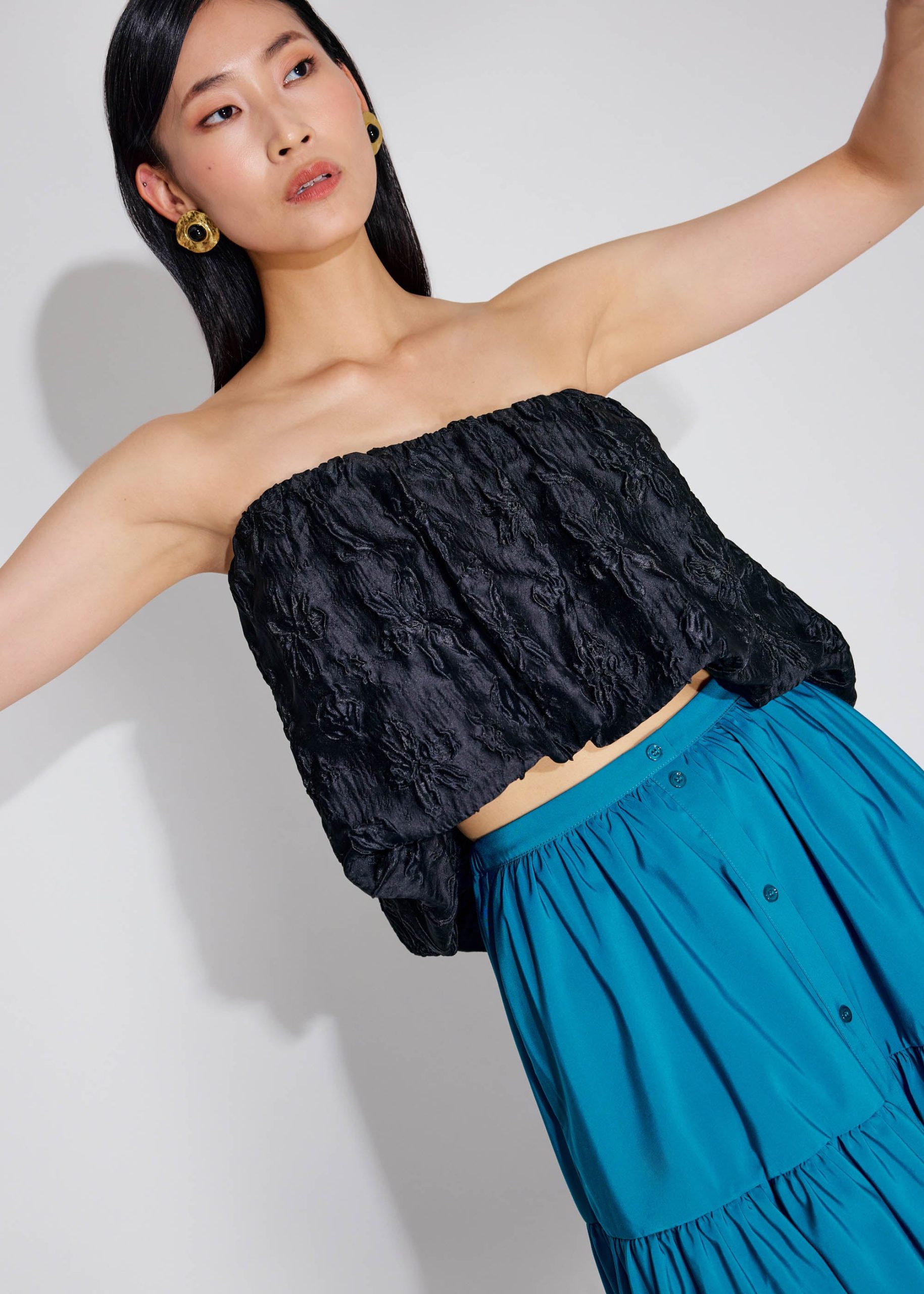 Floral Jacquard Tube Crop Top - Image 8