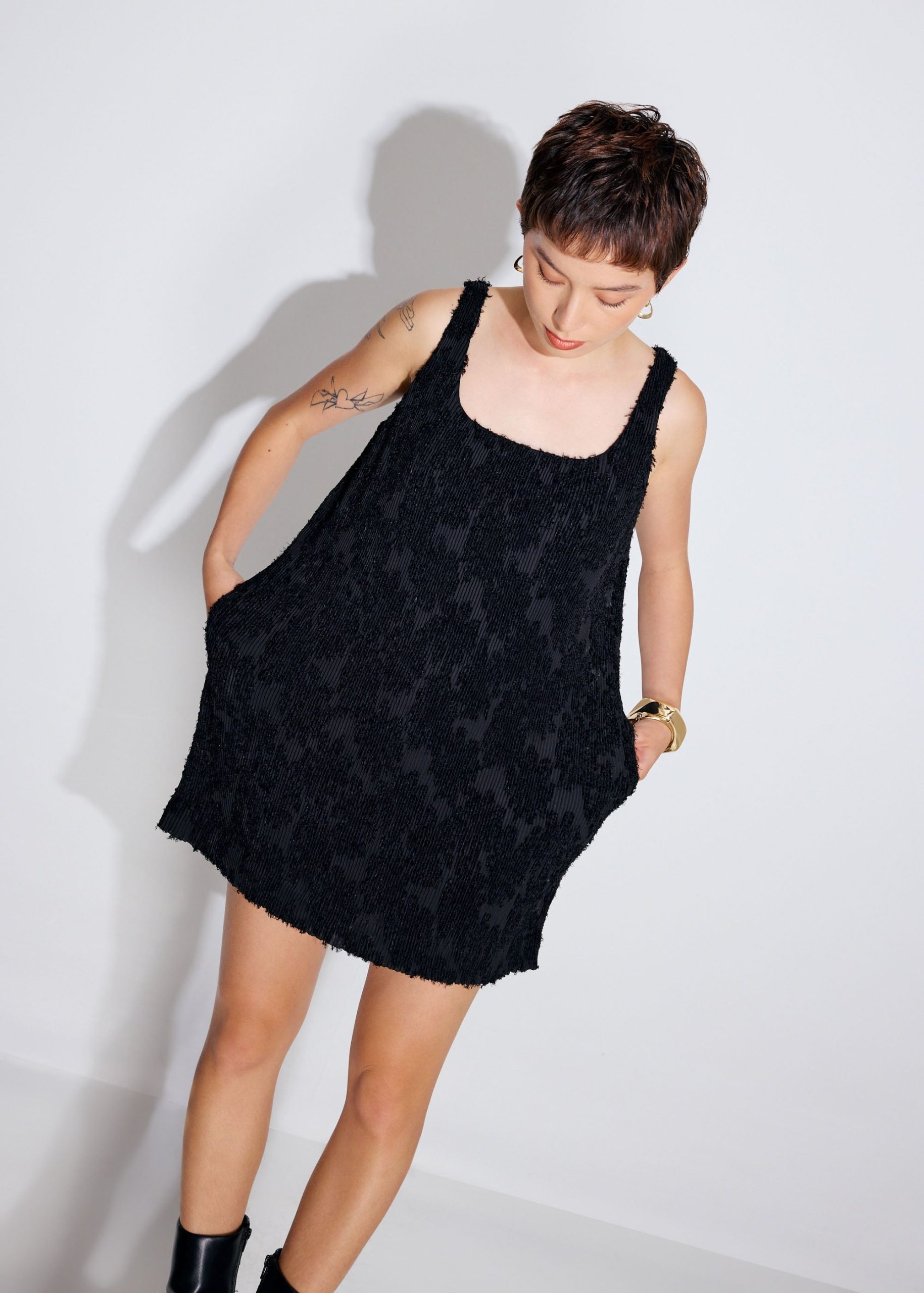 Textured Plisse Square Neck A-Line Romper - Image 3