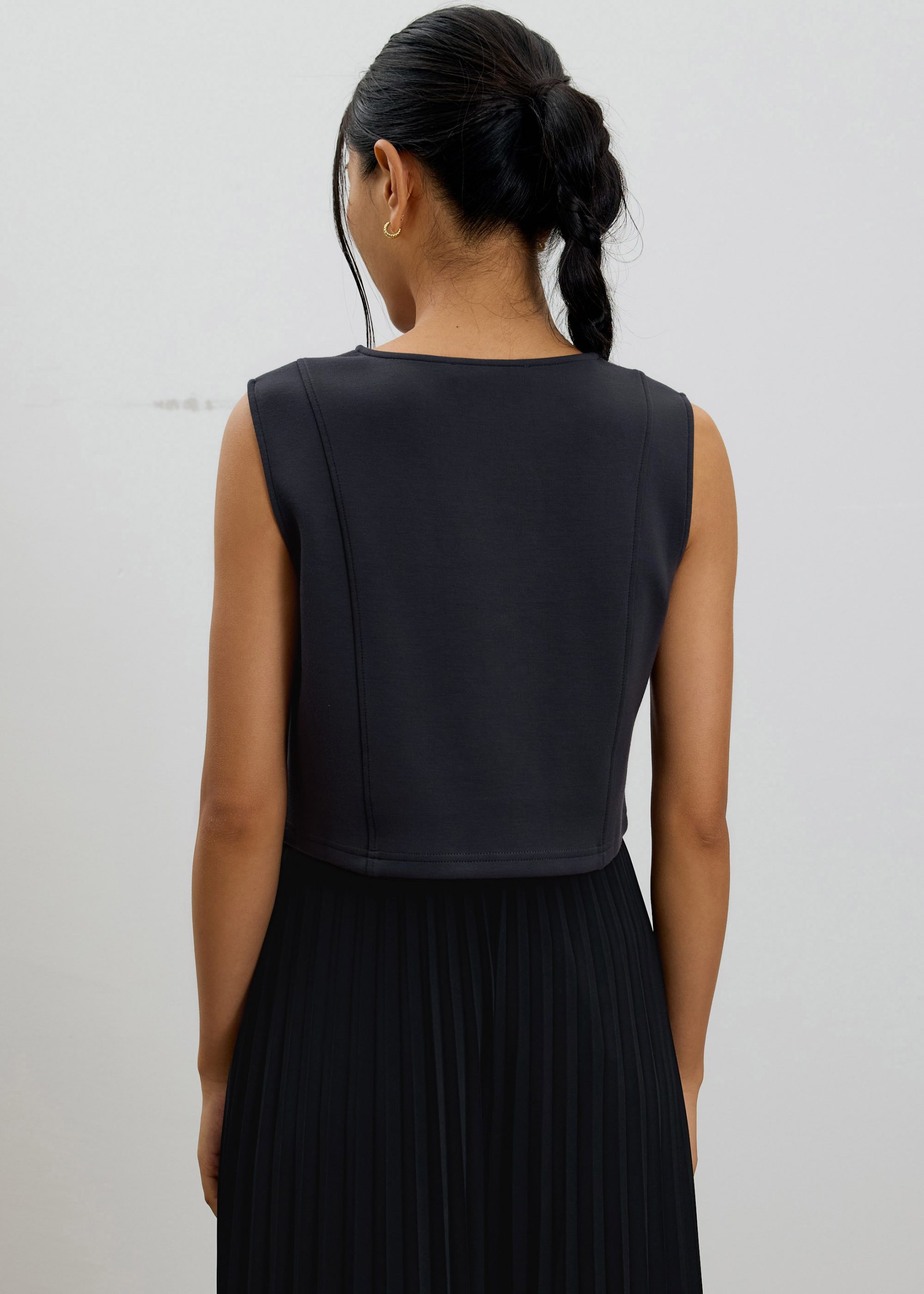 Relaxed Neoprene Crop Tee - Image 10