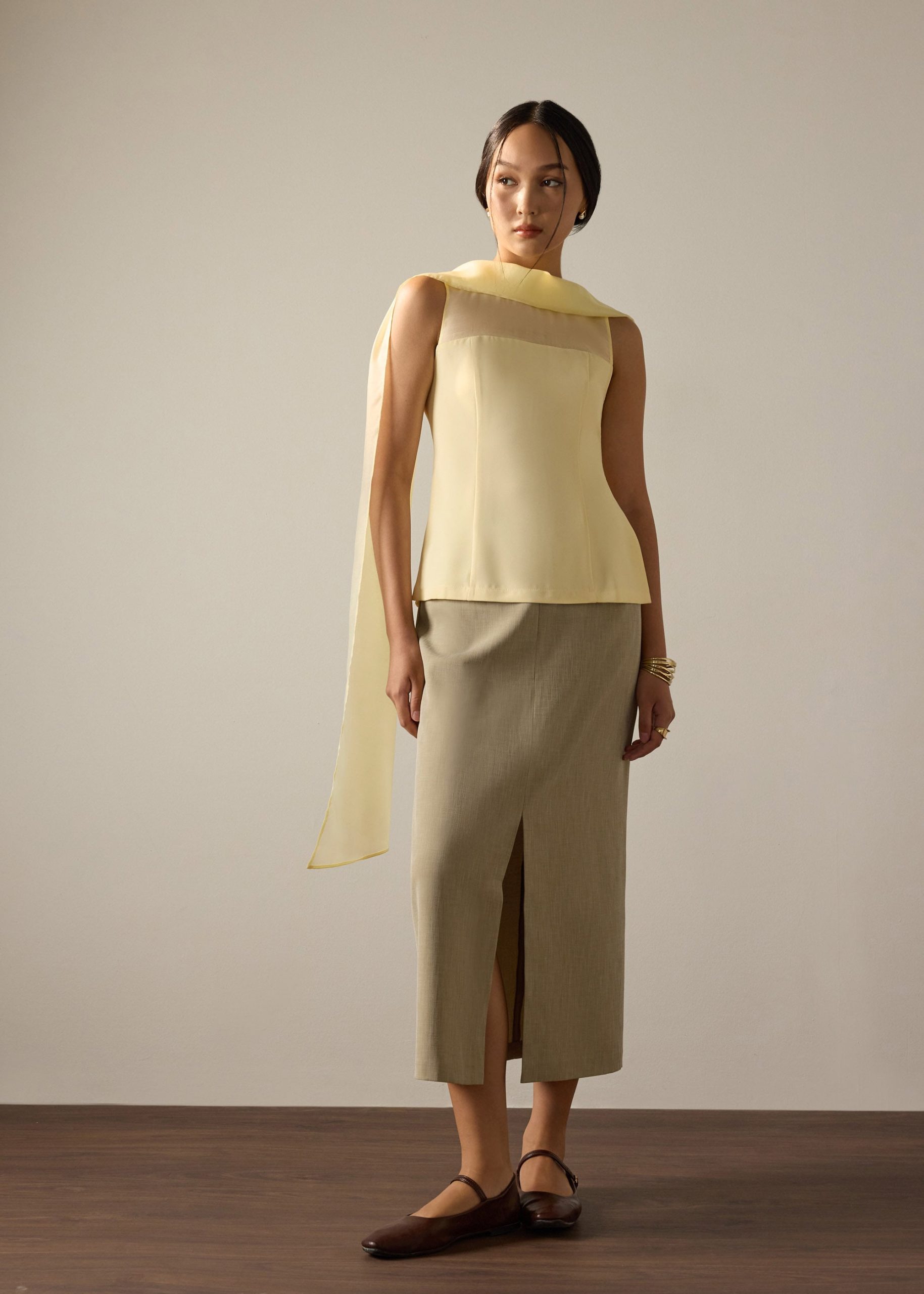 Andrea Multi-way Detachable Sash Crepe Round Neck Top - Image 14