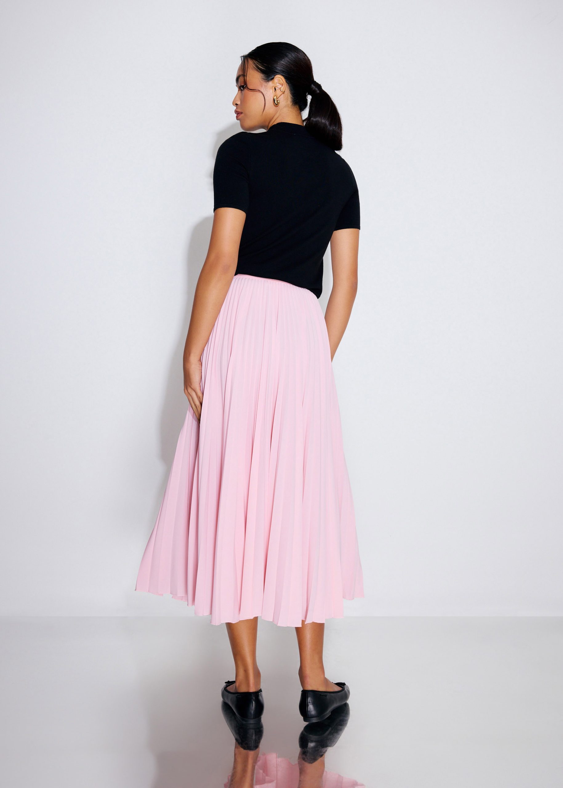 Wei Elastic Sunray Pleated Midaxi Skirt - Image 37