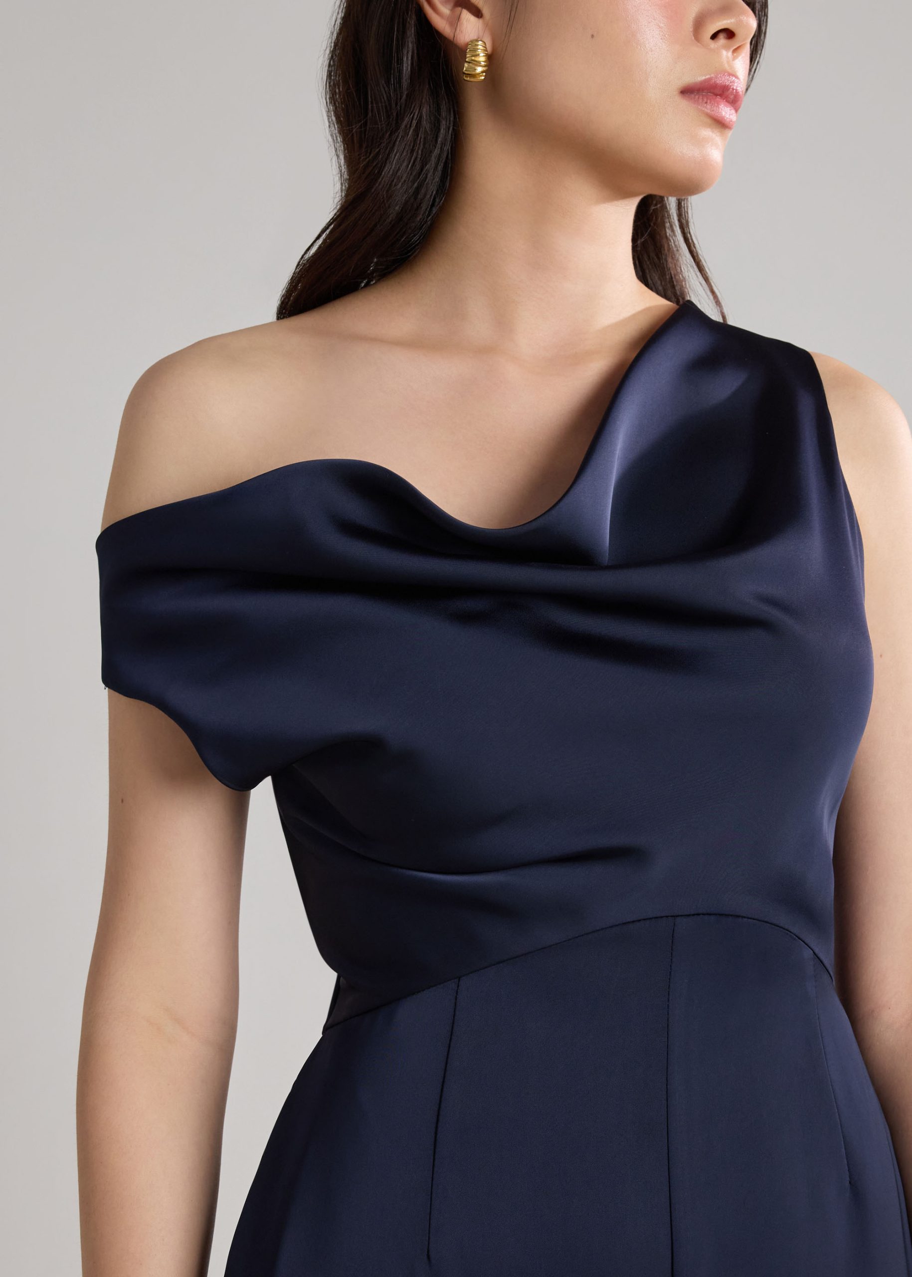 BraFree by LB Satin Cowl Neck Jumpsuit - Image 17