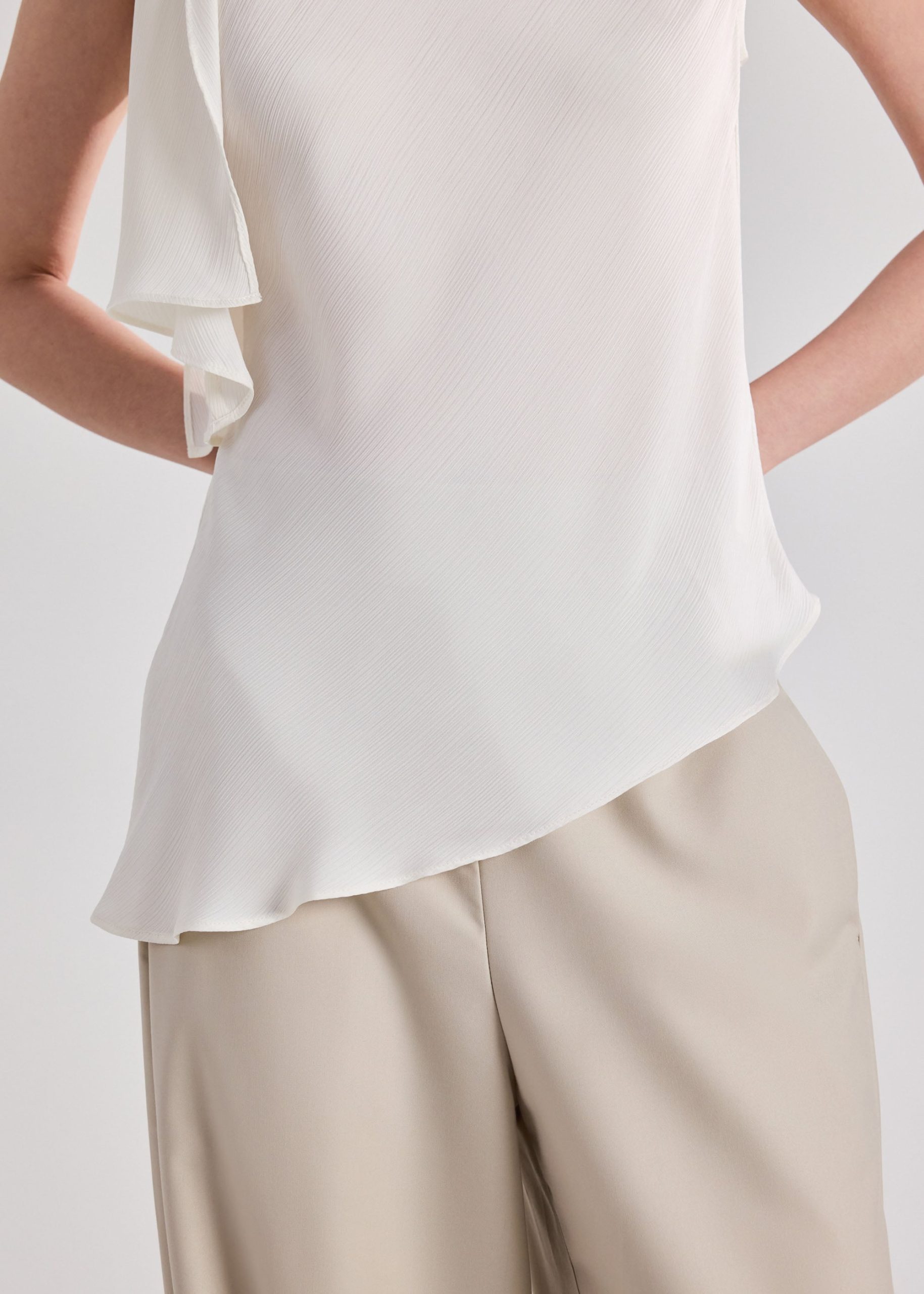 Kyuri Crinkled Satin Top - Image 14