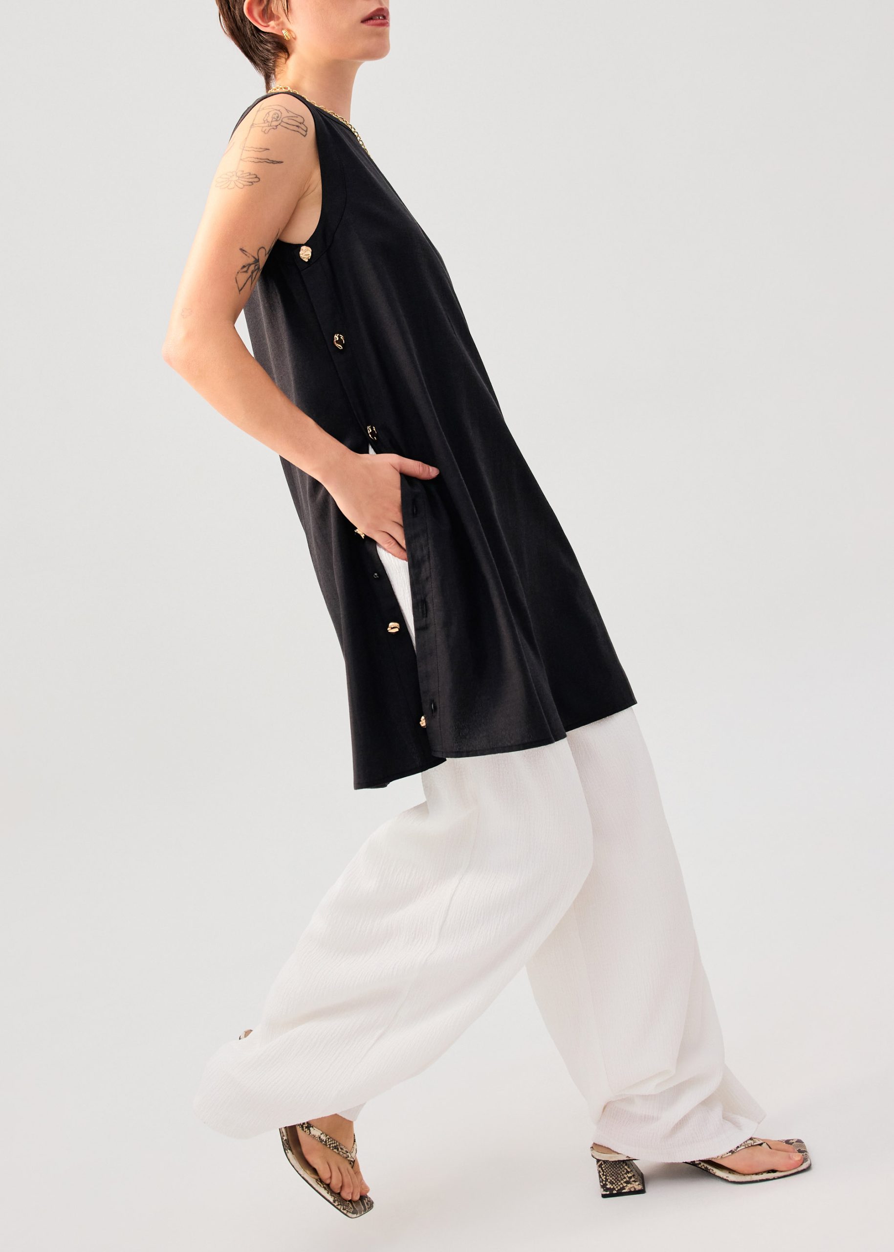 Cotton Boat Neck Shift Mini Dress - Image 9