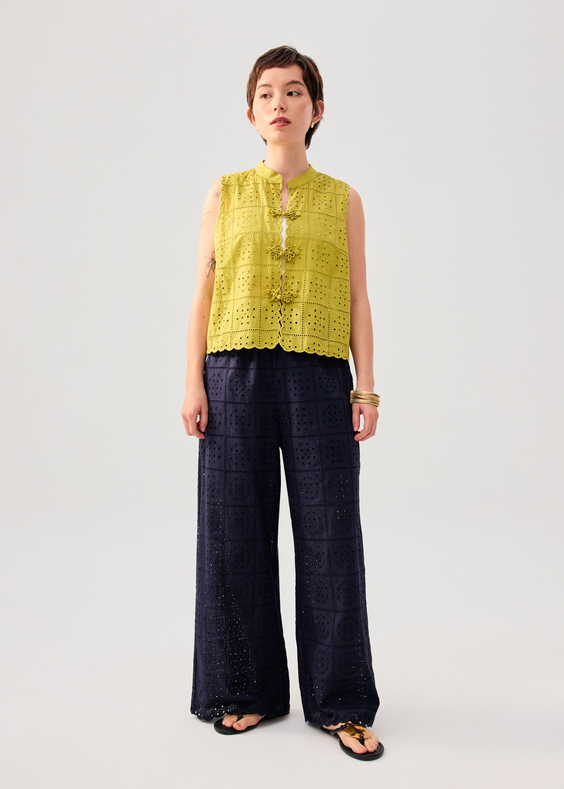 Elastic Cotton Broderie Mid Waist Straight Leg Pants - Image 15