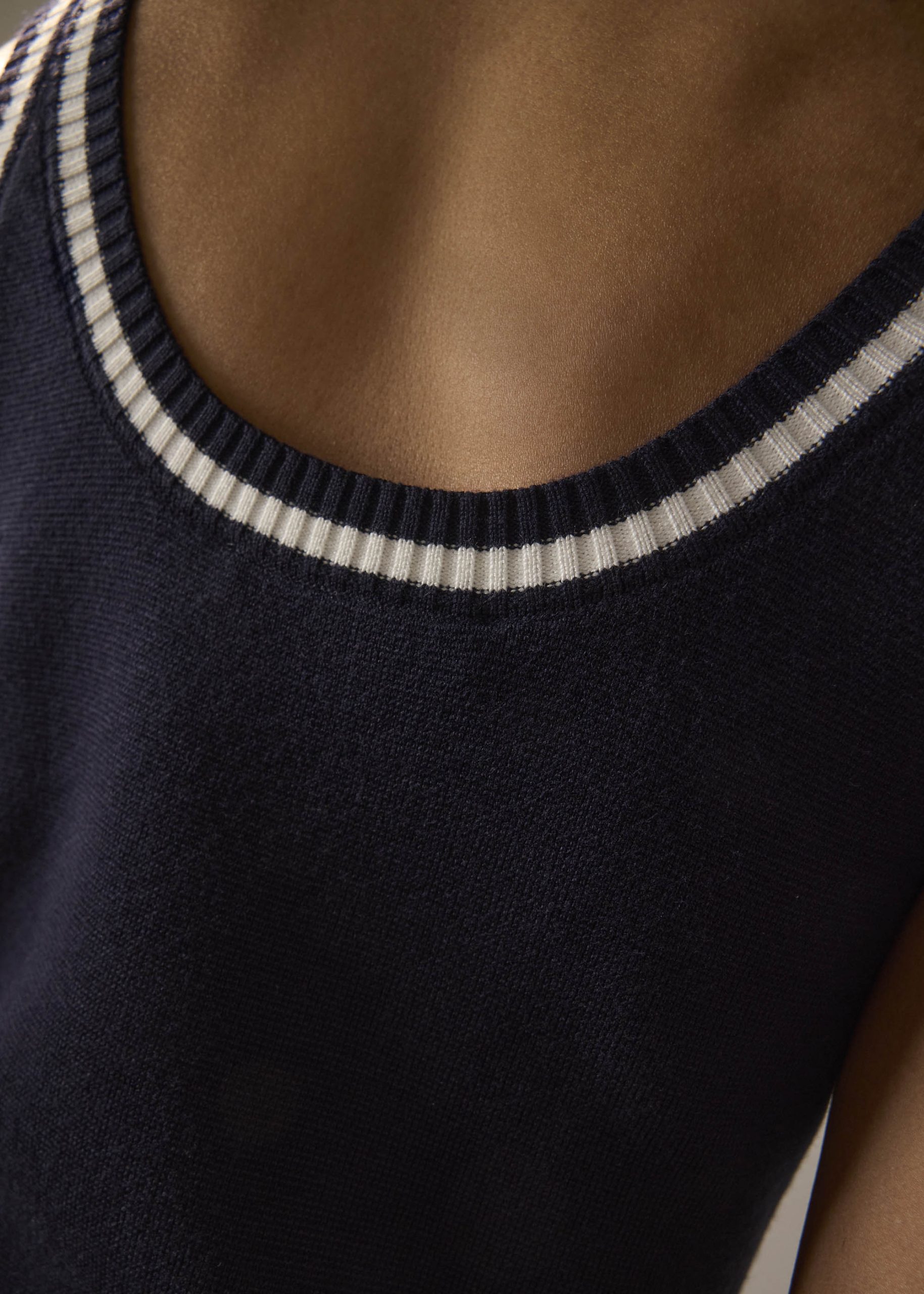 Contrast Piping Knit A-Line Mini Dress - Image 5