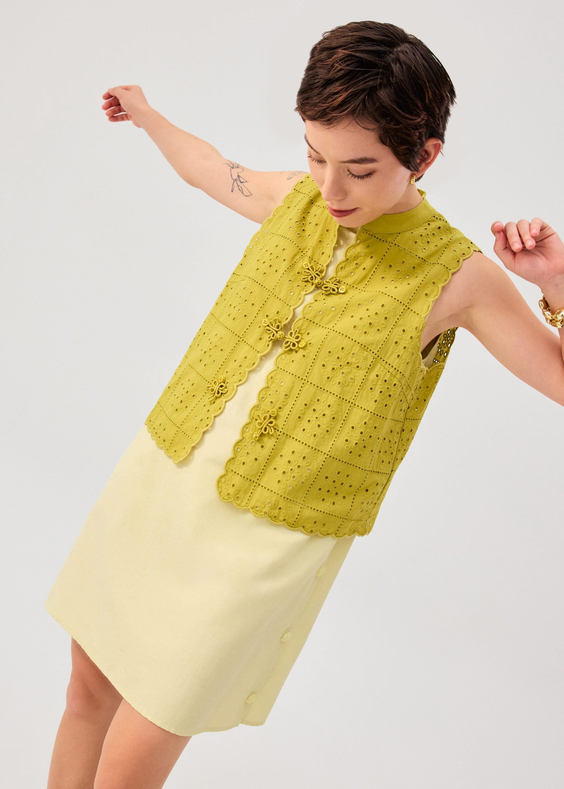 Cotton Broderie Mandarin Collar Top - Image 12