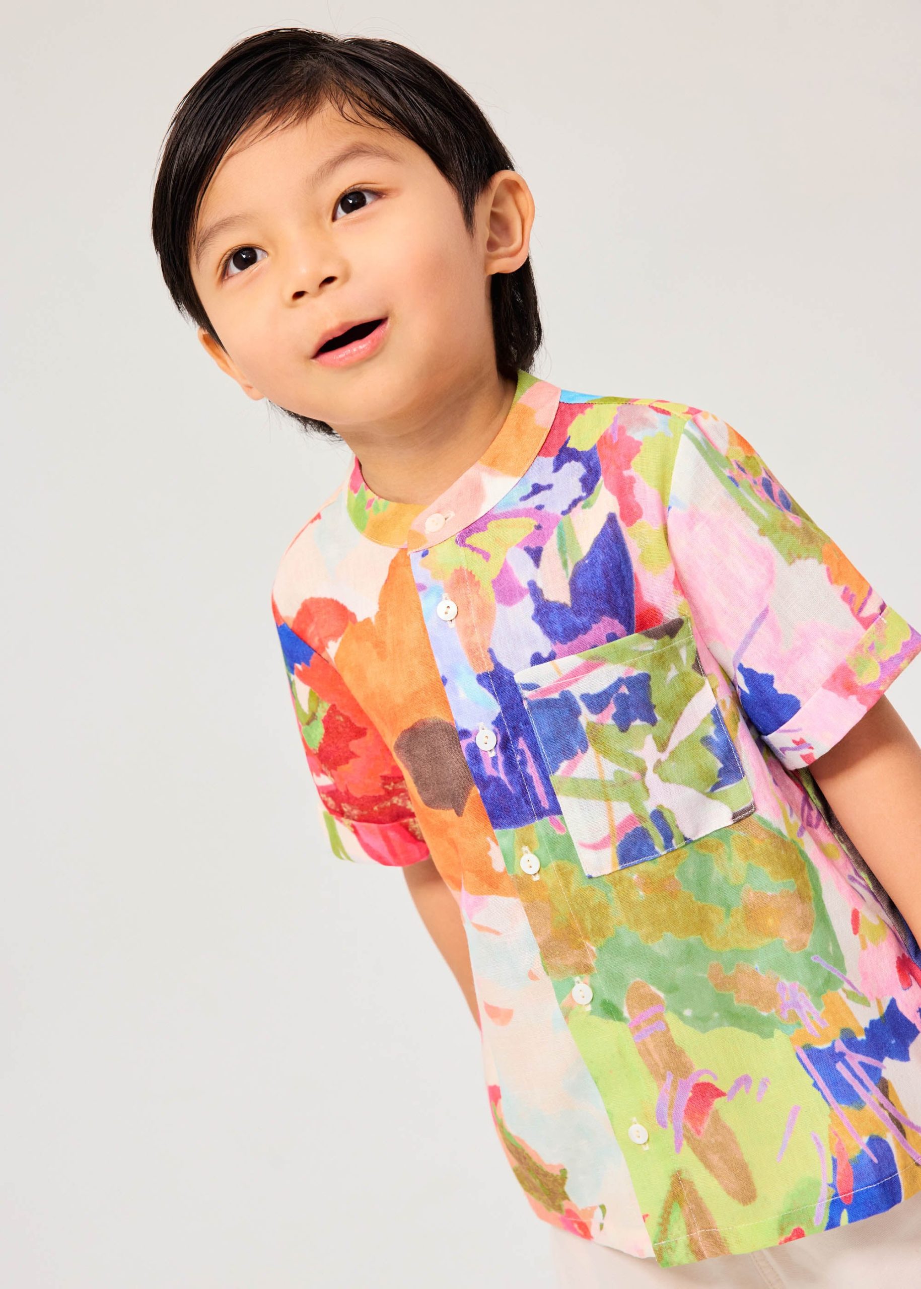 Kids' Mandarin Collar Button Down Shirt in Vivid Blooms - Image 4
