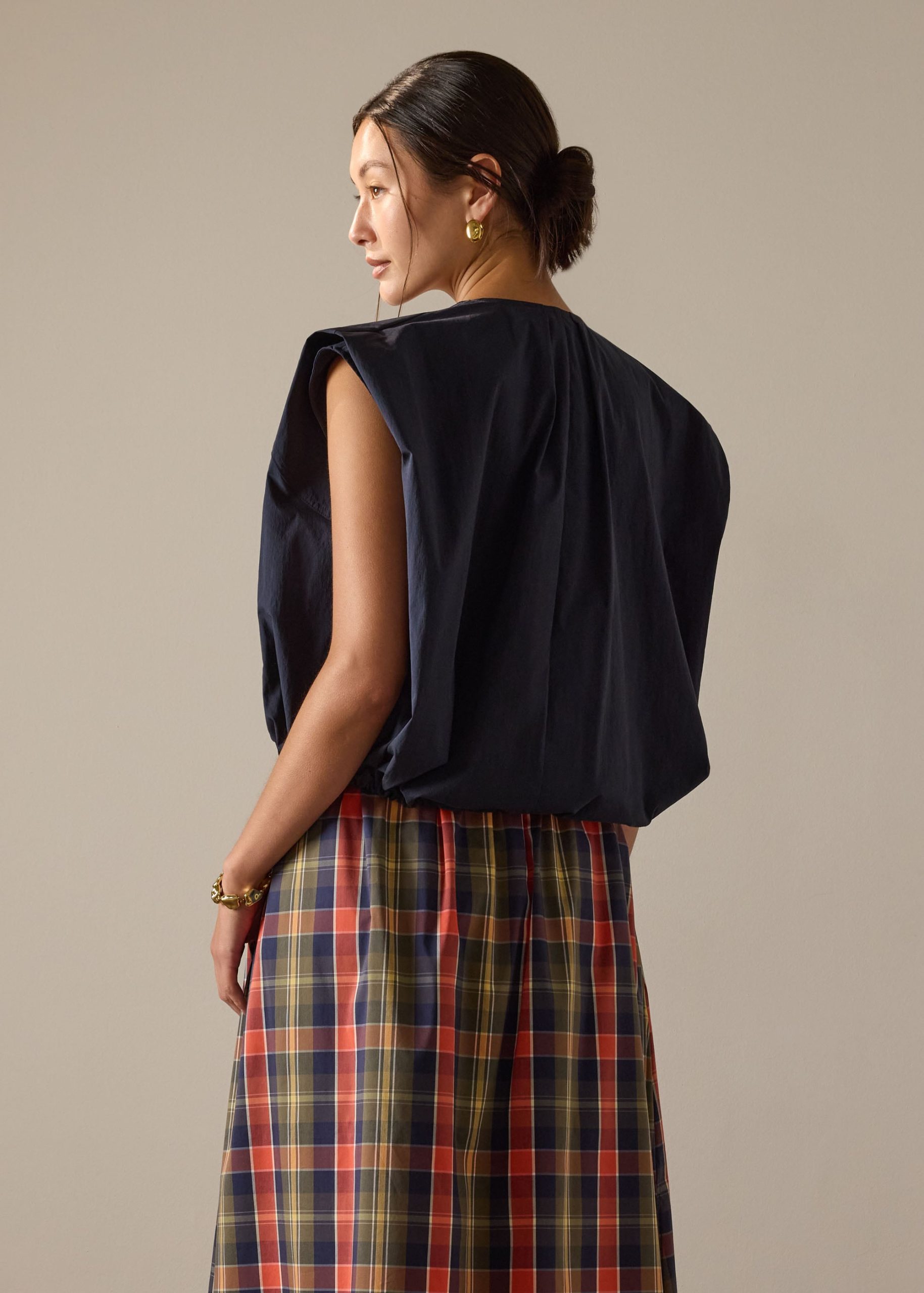 Oversized Collared Vest - Image 5