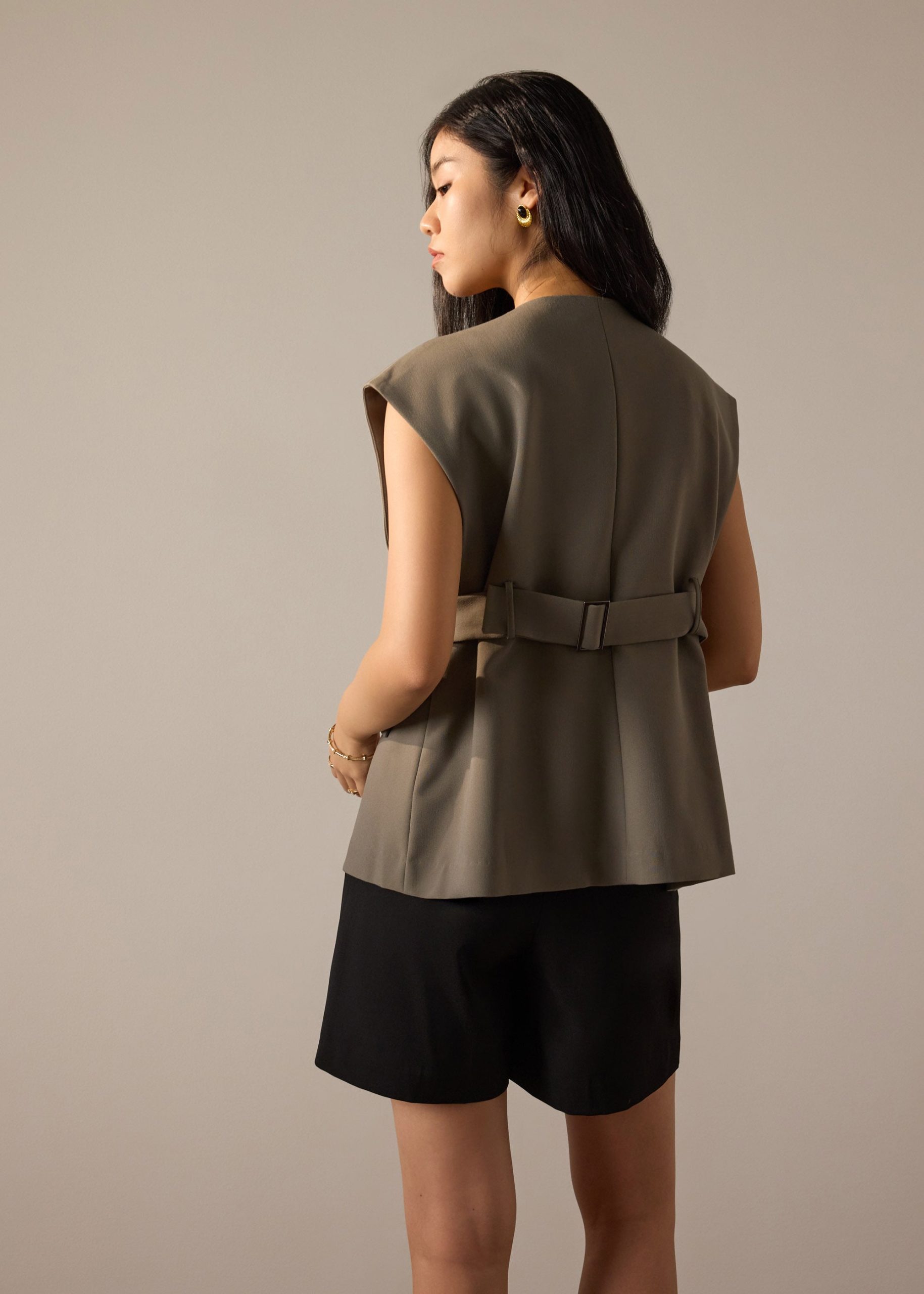 Riyo Twill Round Neck Boxy Vest - Image 16